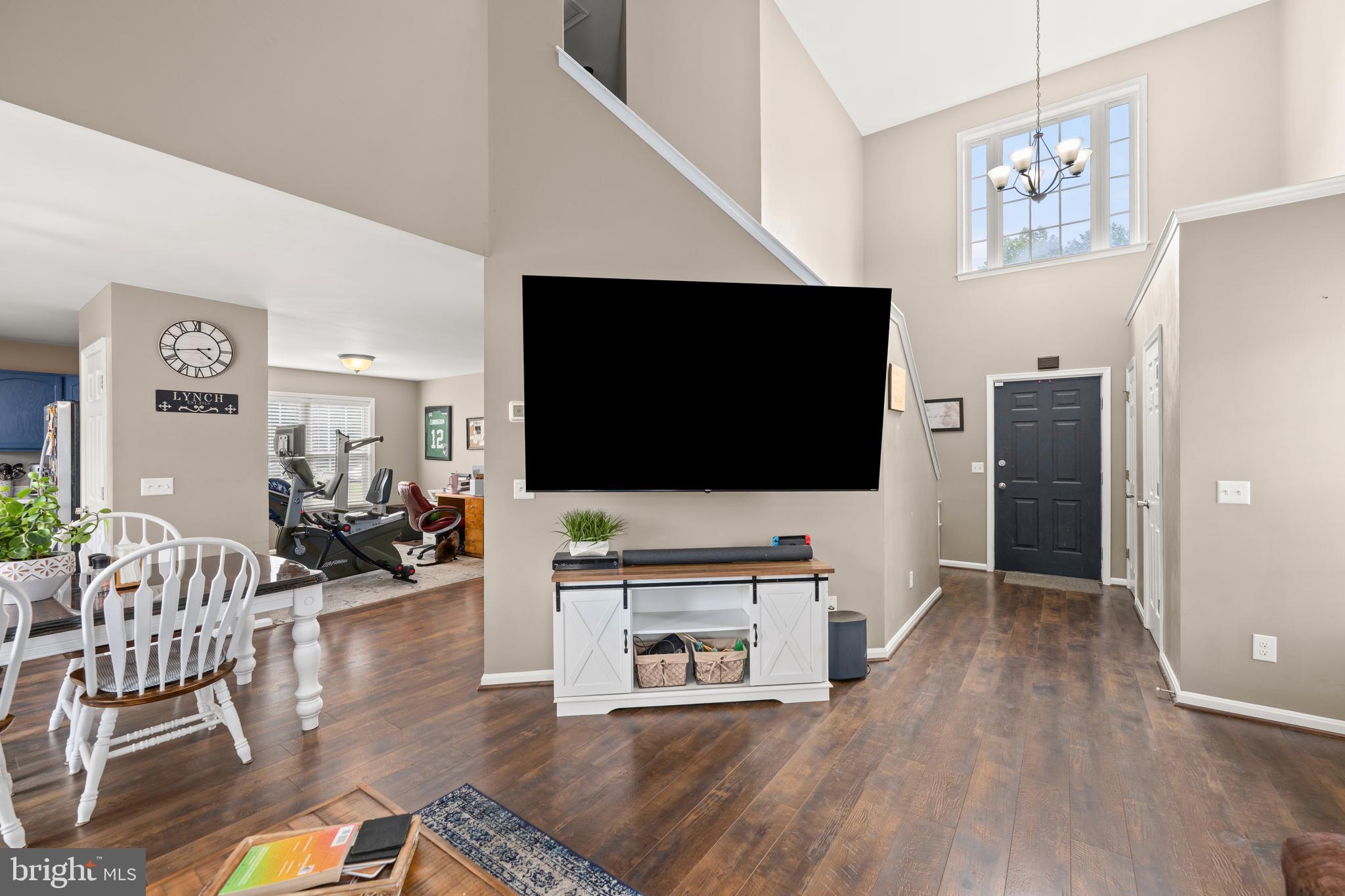 209 FOX GLOVE DRIVE