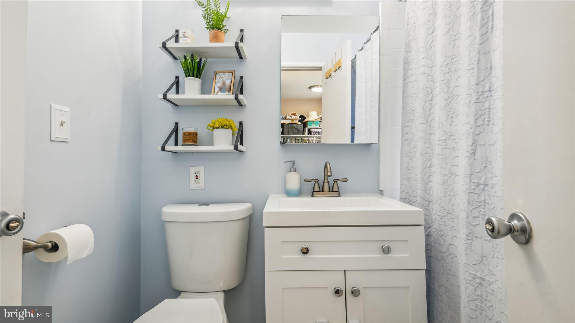 THE ARLINGTON - Residential