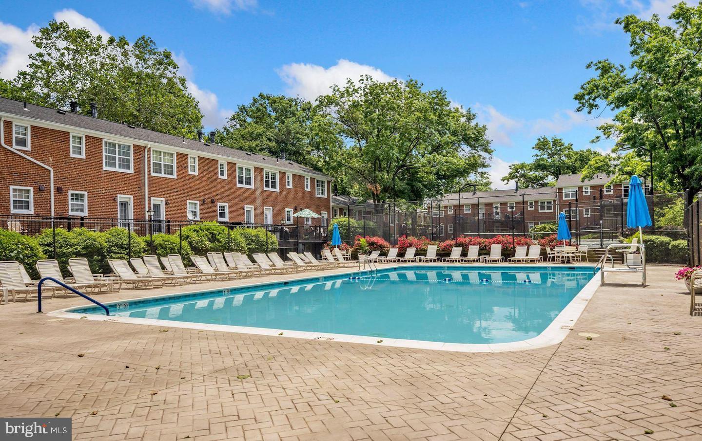 THE ARLINGTON - Residential