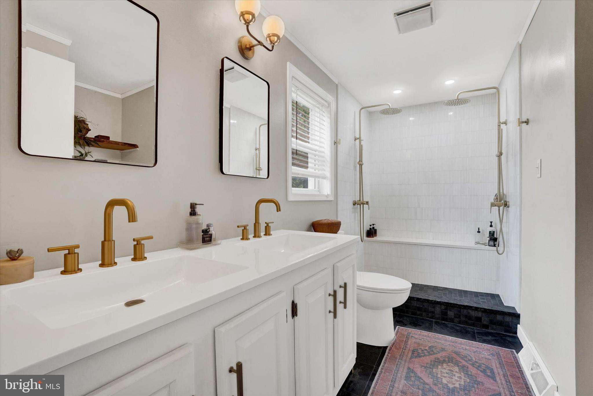 GREENWOOD ESTATES - Residential