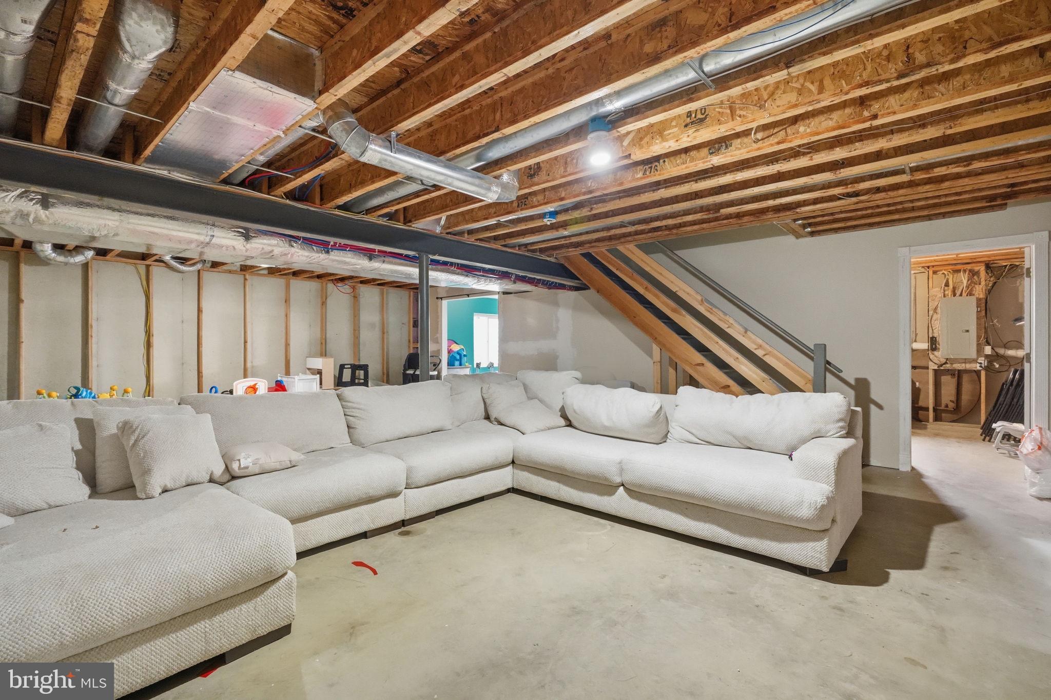 CALNSHIRE ESTATES - Residential