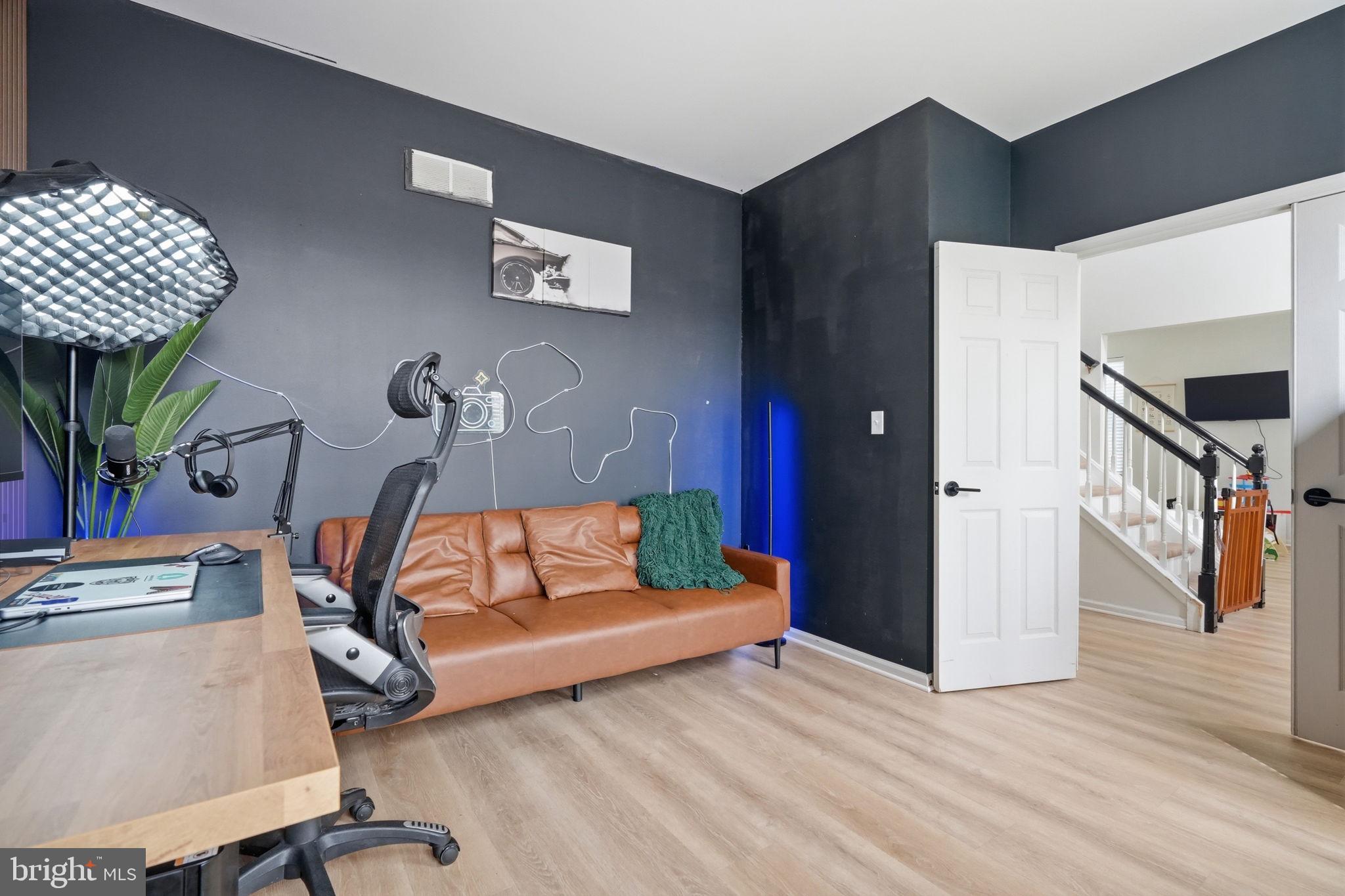 CALNSHIRE ESTATES - Residential