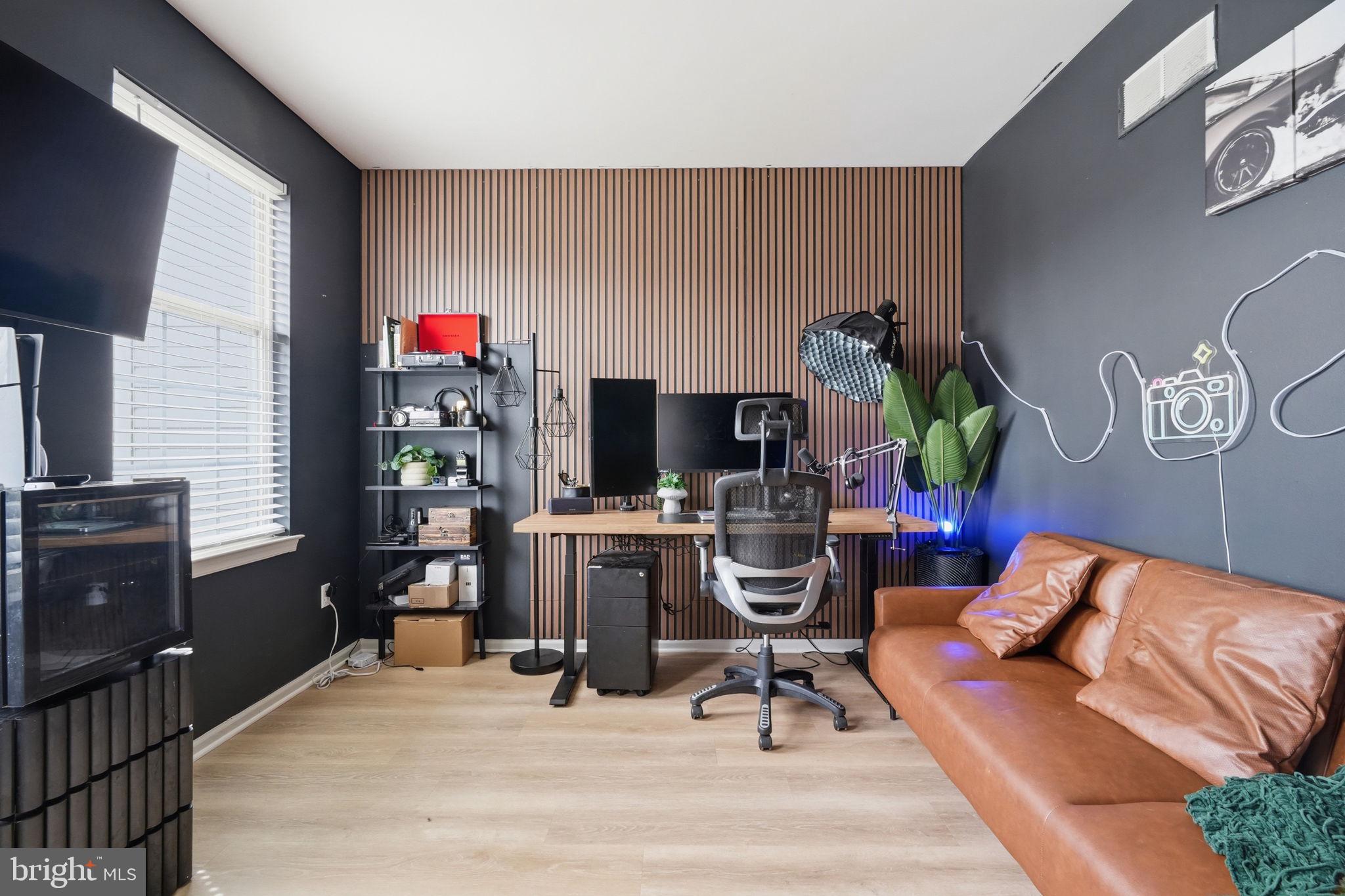 CALNSHIRE ESTATES - Residential