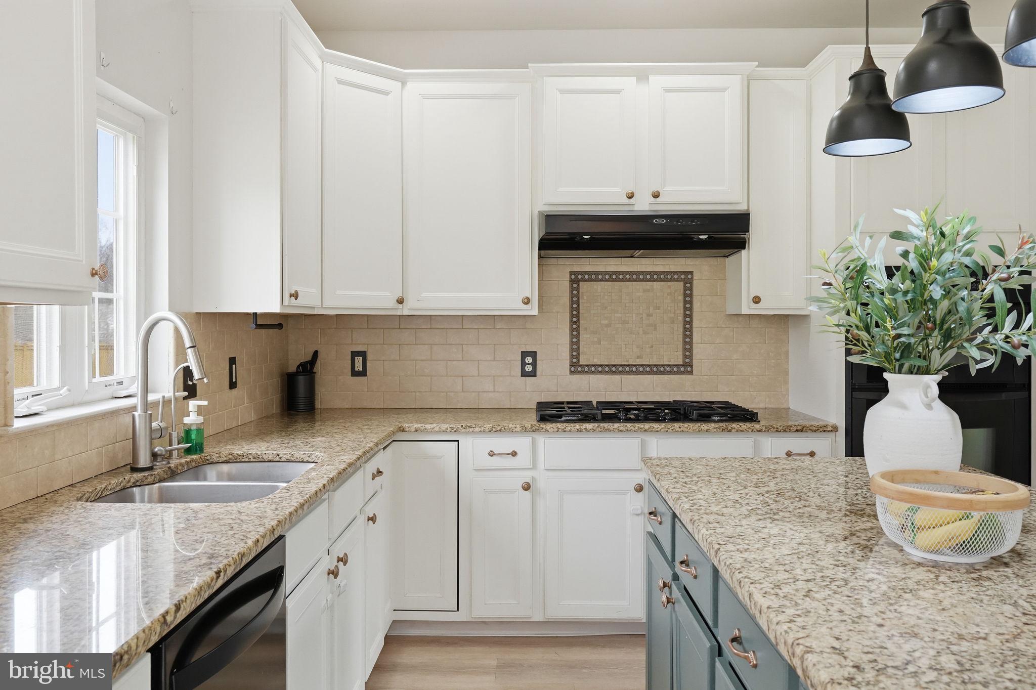 CALNSHIRE ESTATES - Residential