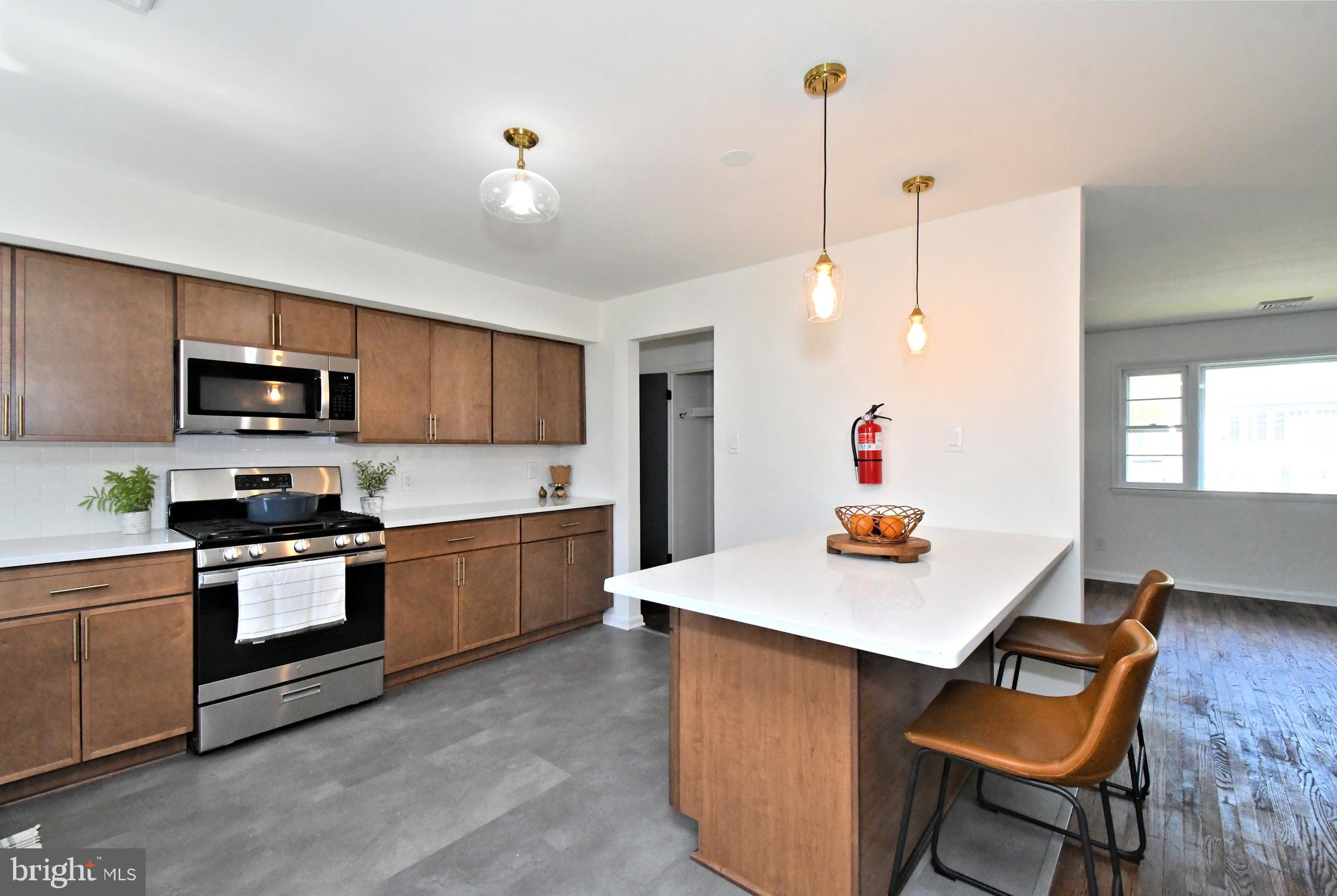 CAMELOT ESTS - Residential