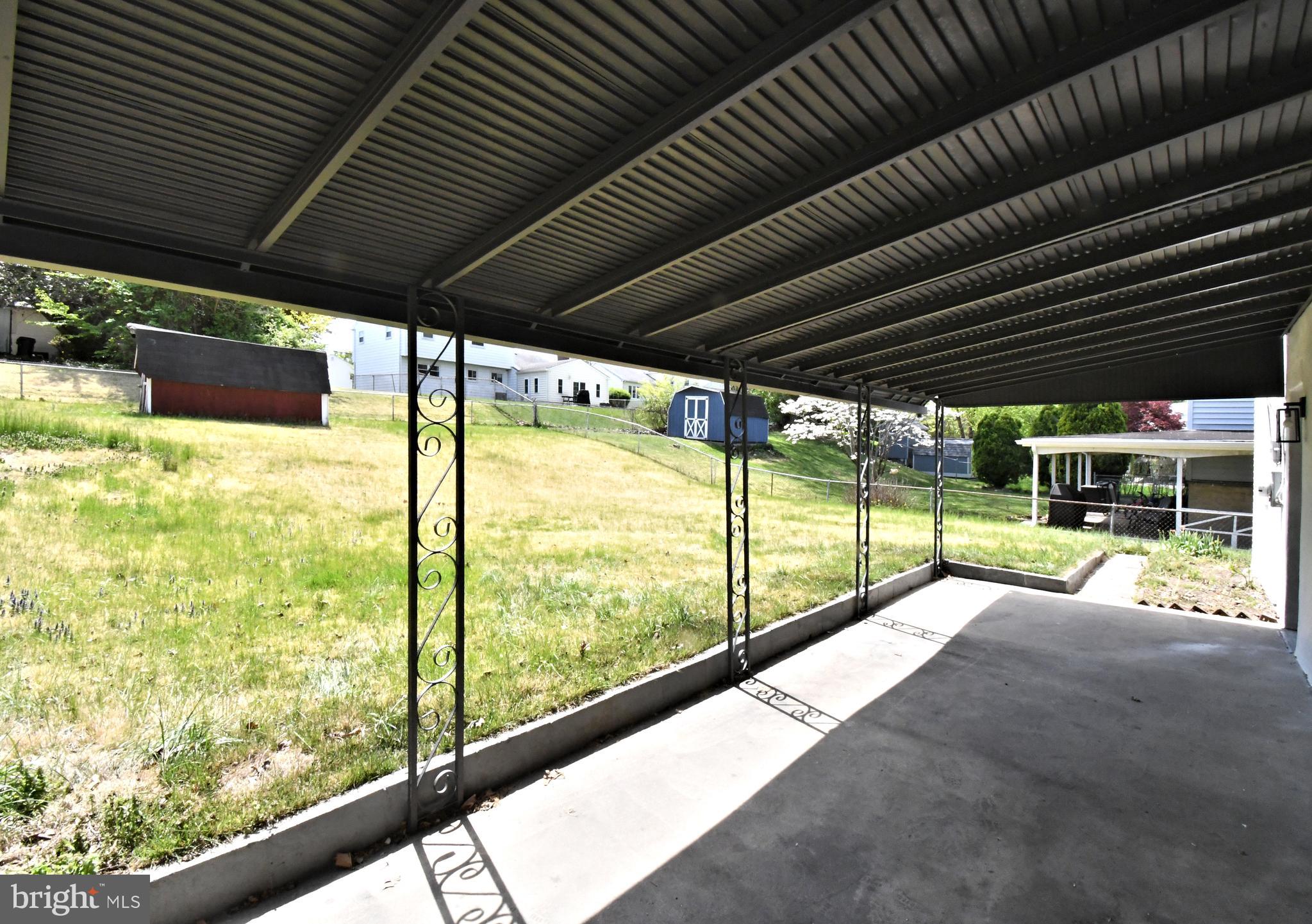 CAMELOT ESTS - Residential