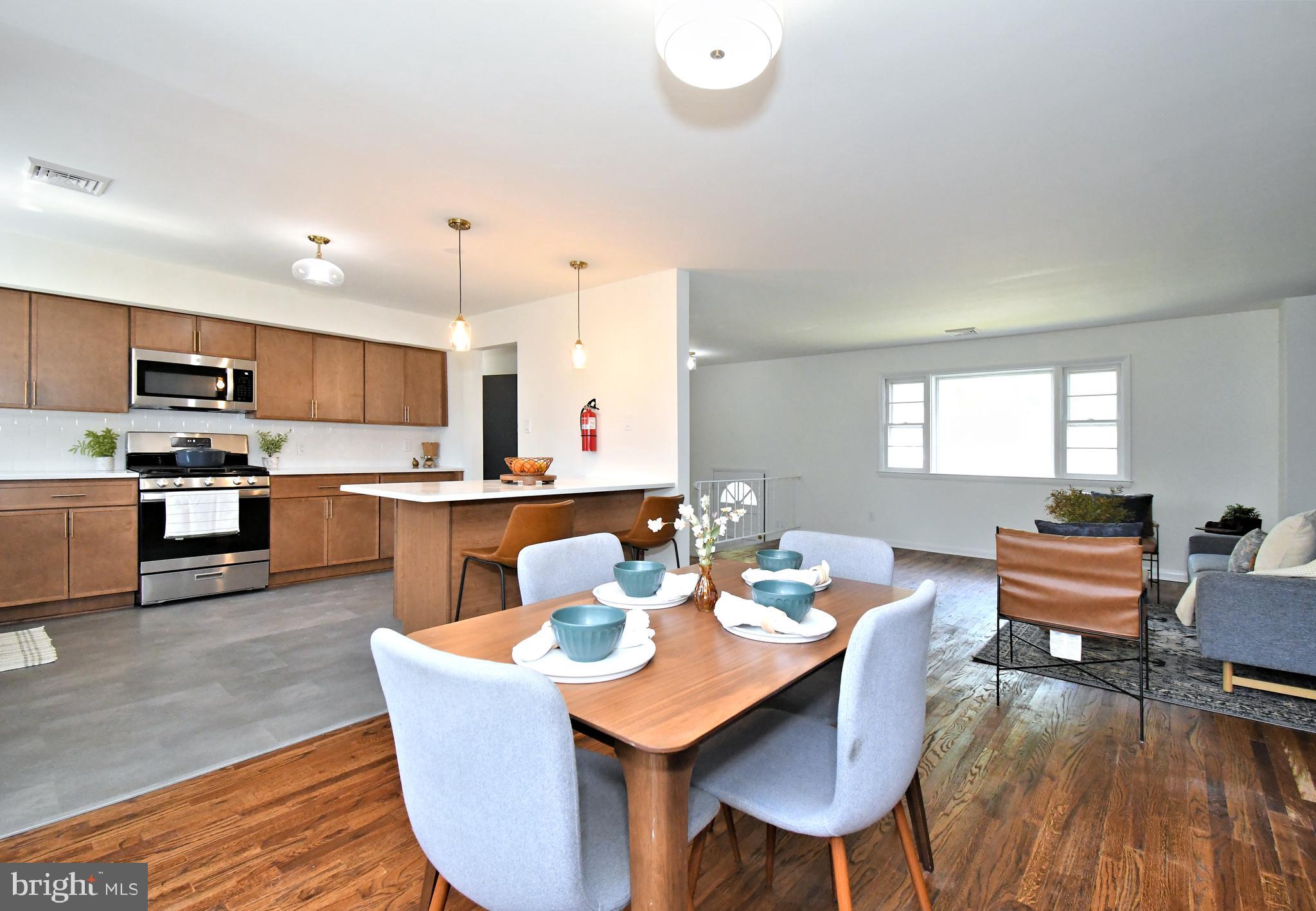 CAMELOT ESTS - Residential