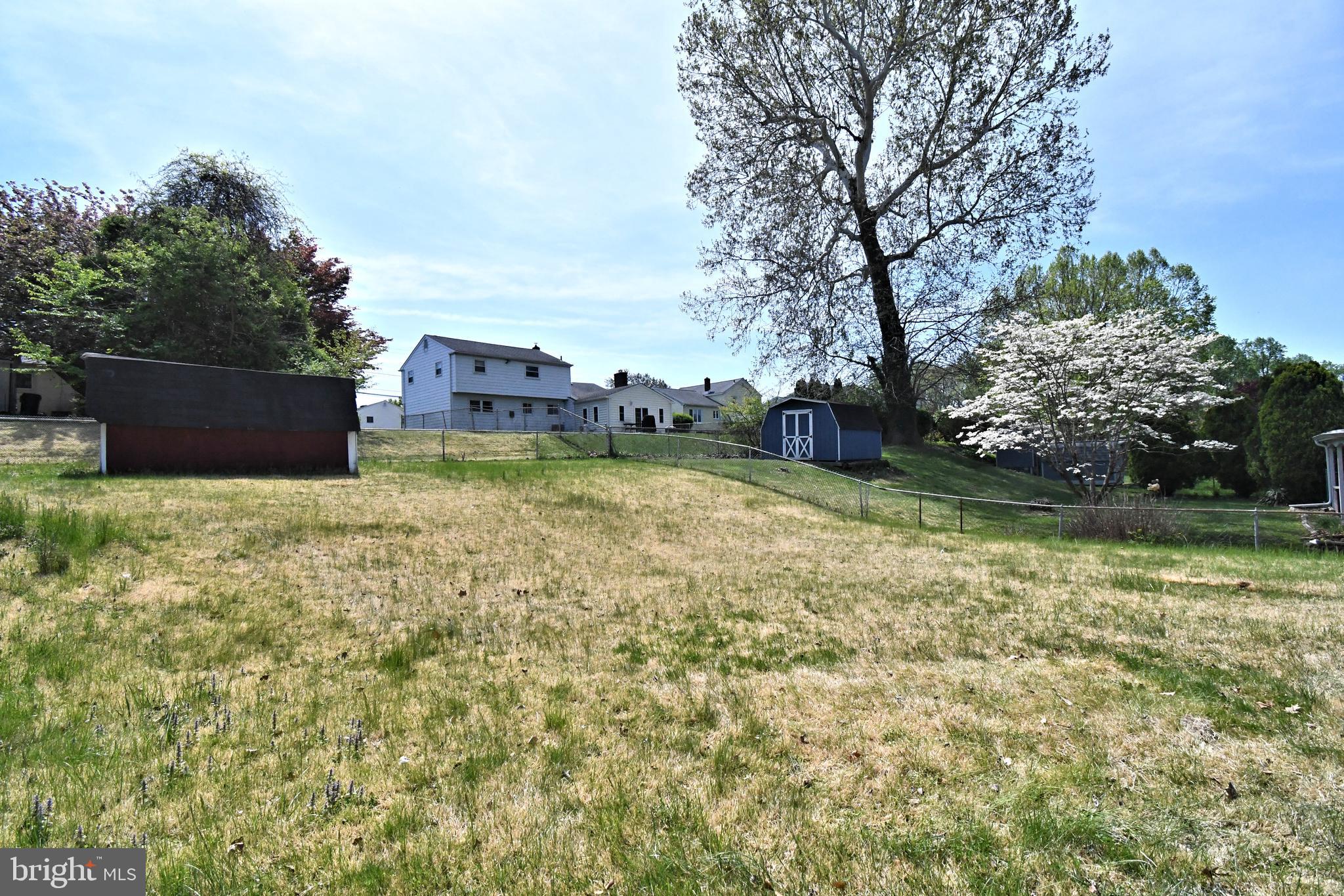 CAMELOT ESTS - Residential