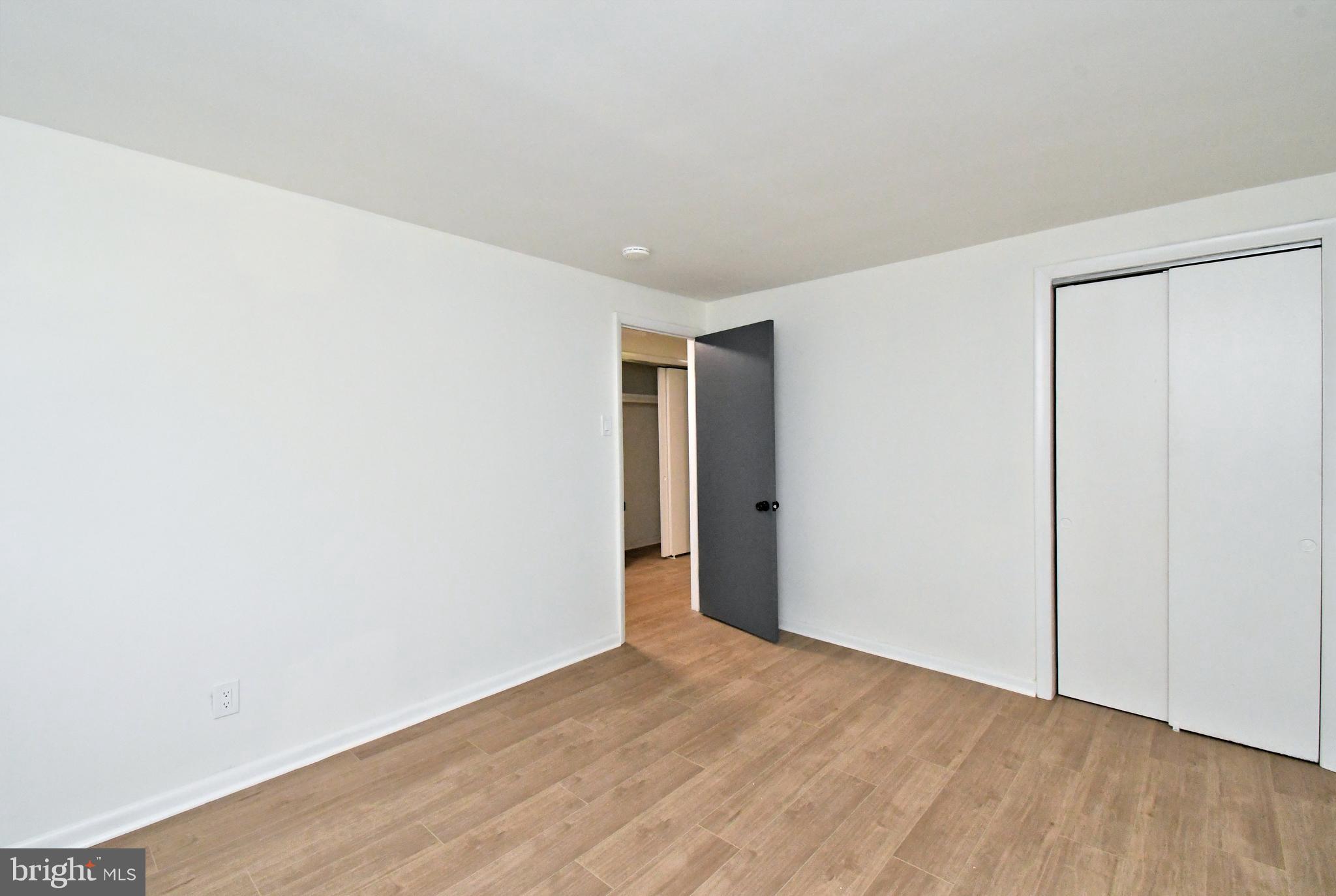 CAMELOT ESTS - Residential