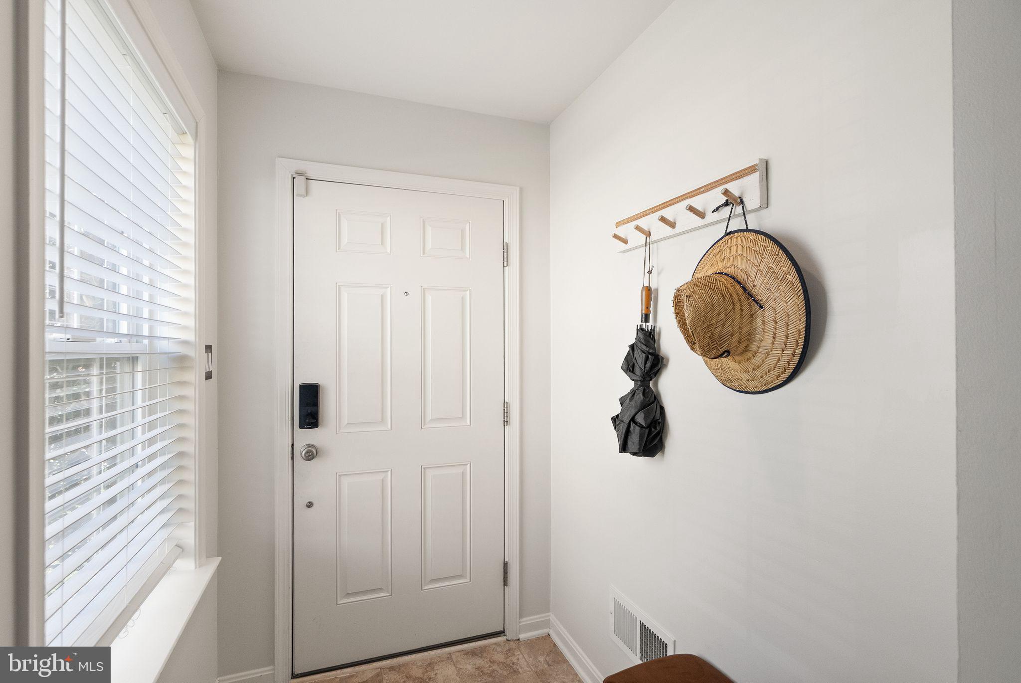 10226 FOUNTAIN CIRCLE