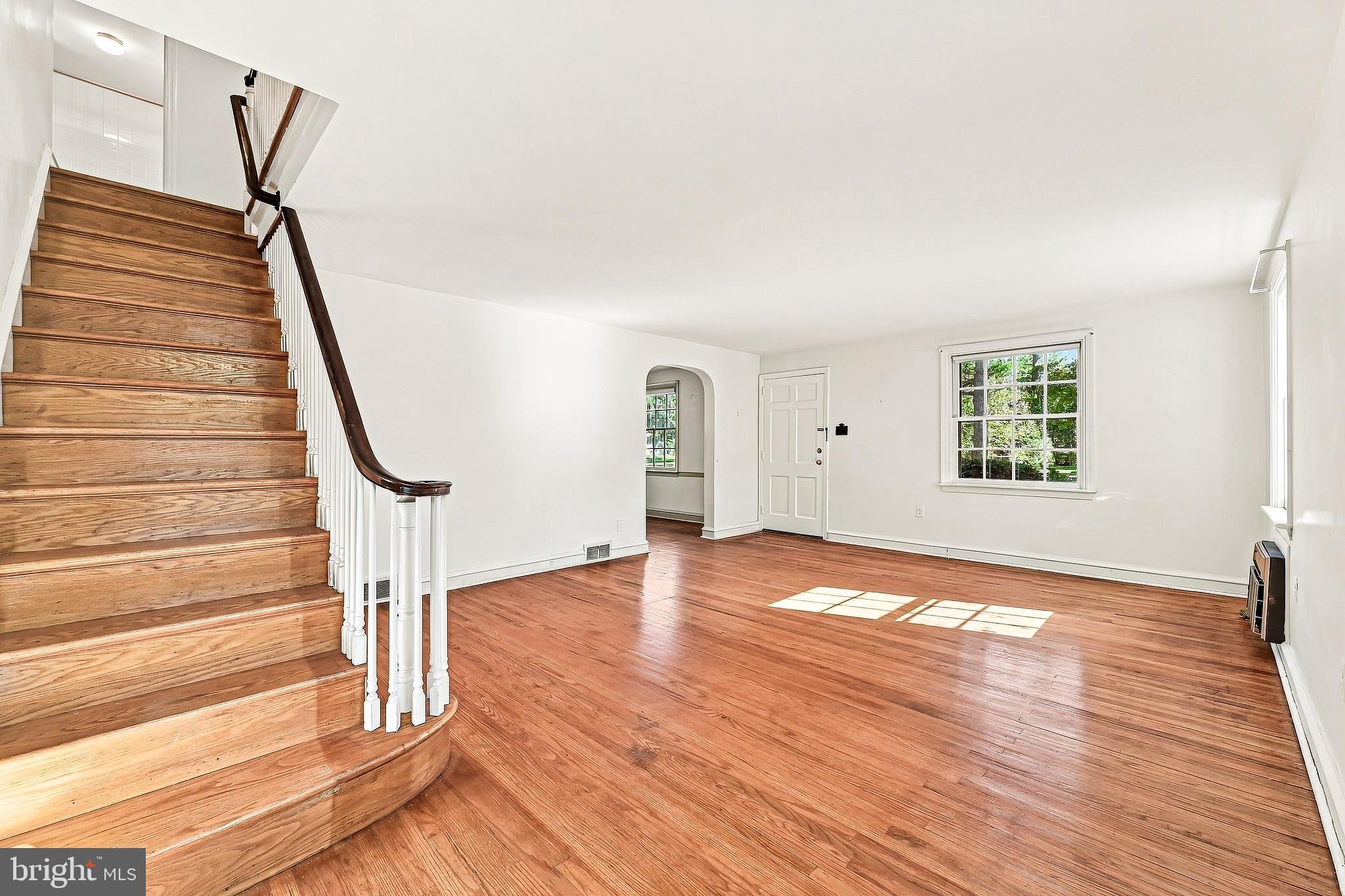 421 BRIARWOOD ROAD