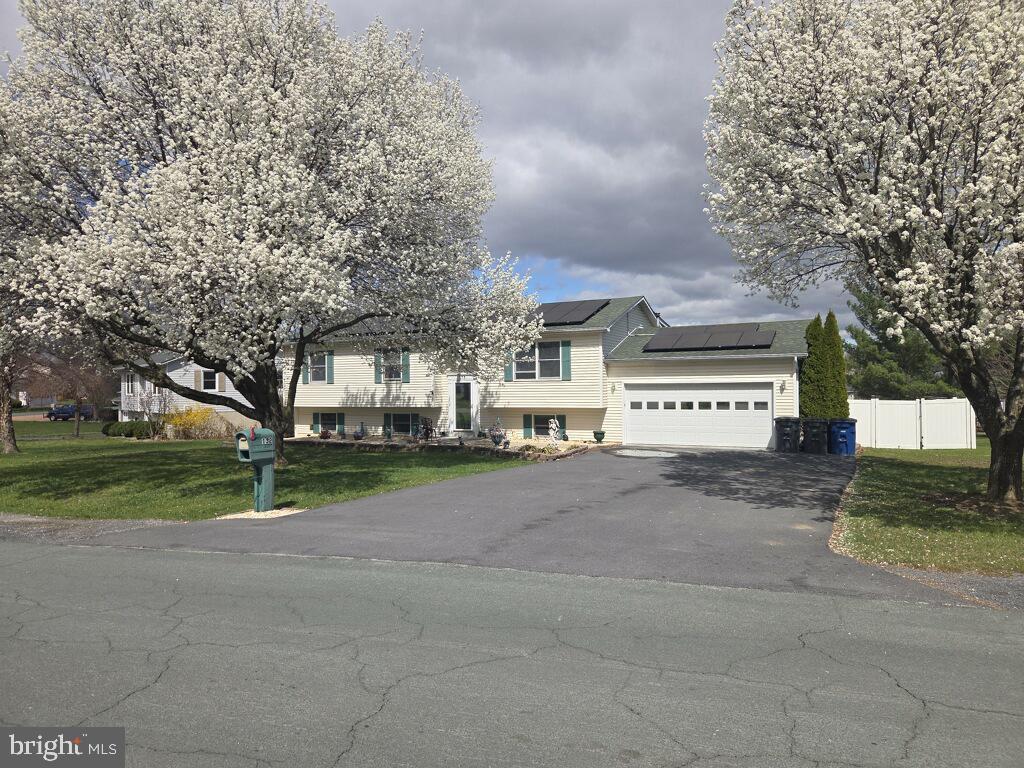 GREENBRIAR VILLAGE - Residential
