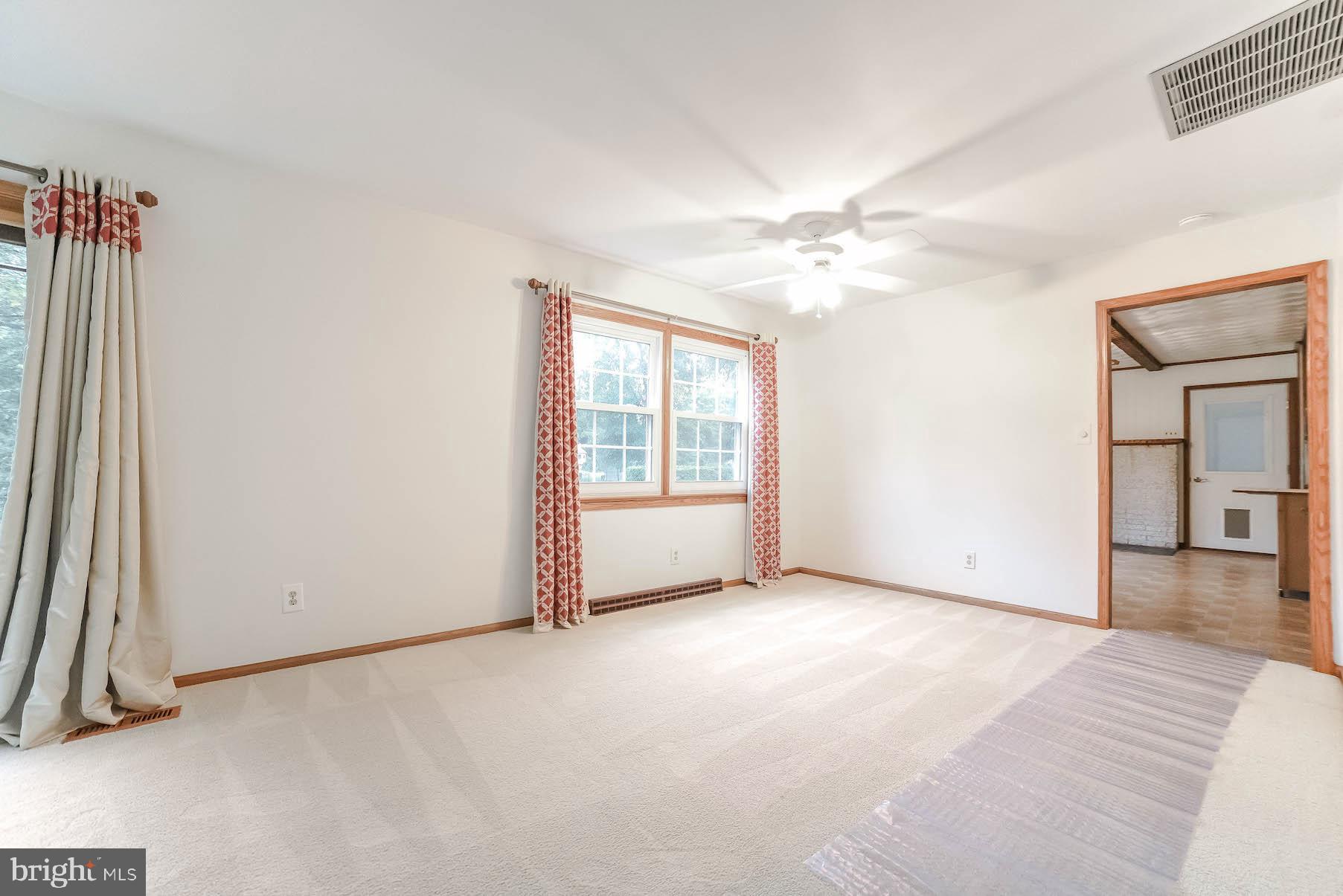 TOWN CREEK - Residential