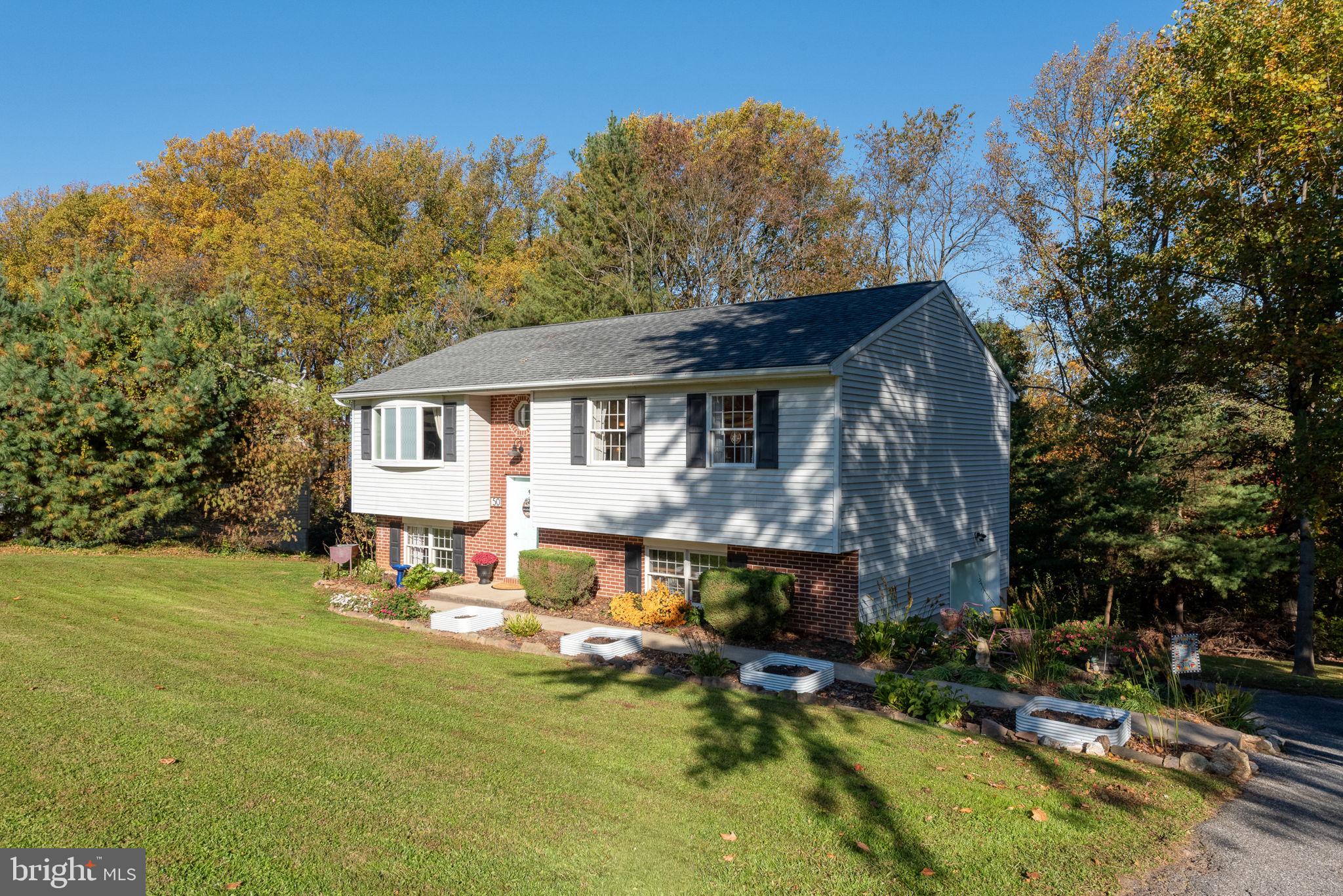 50 HAWTHORNE CIRCLE