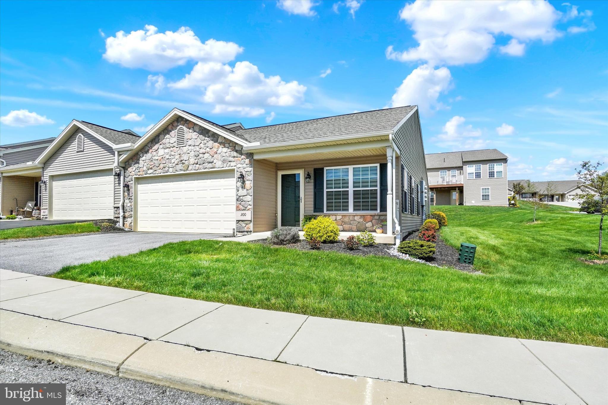 THE PADDOCK @ EQUINE MEADOWS - Residential