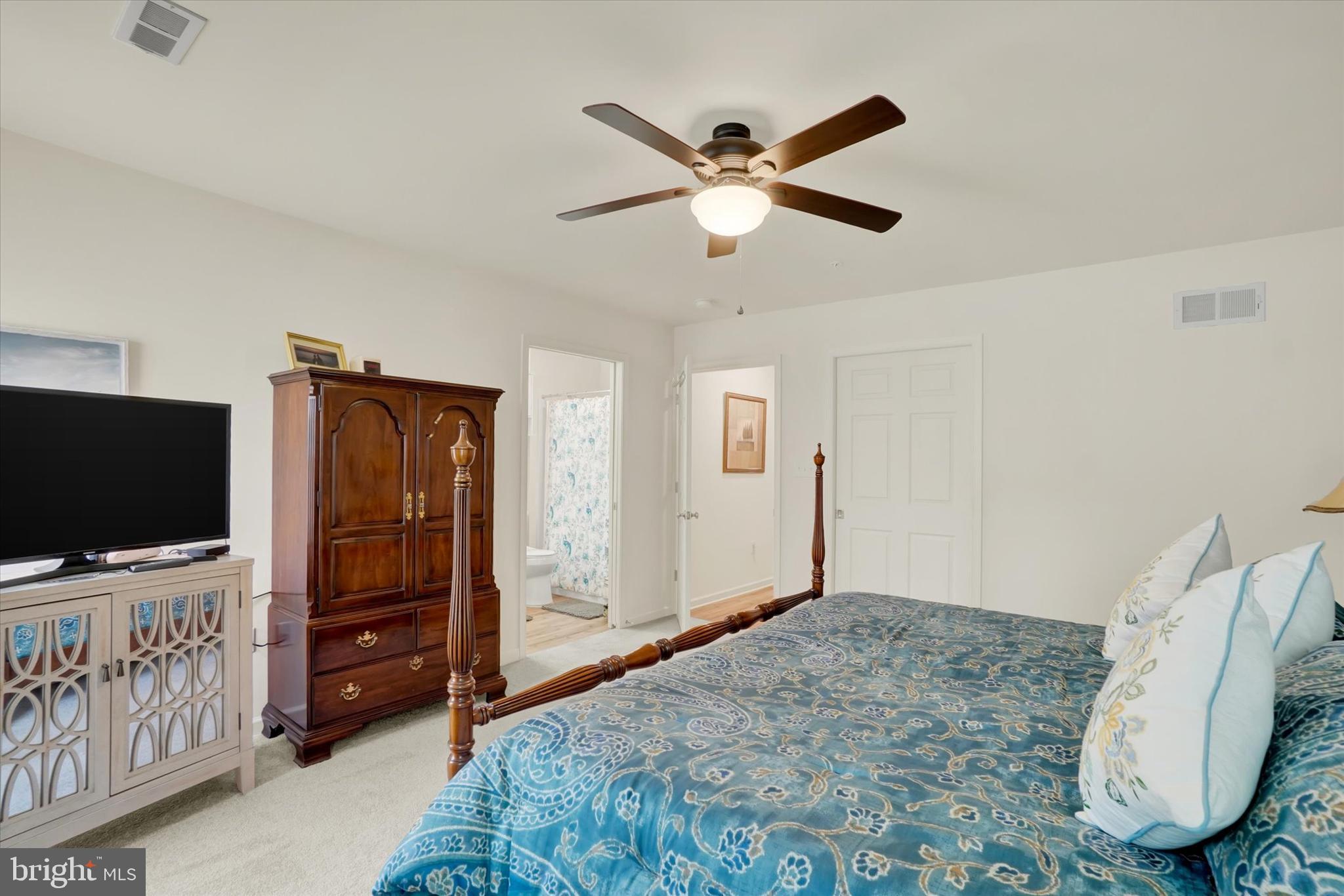 THE PADDOCK @ EQUINE MEADOWS - Residential