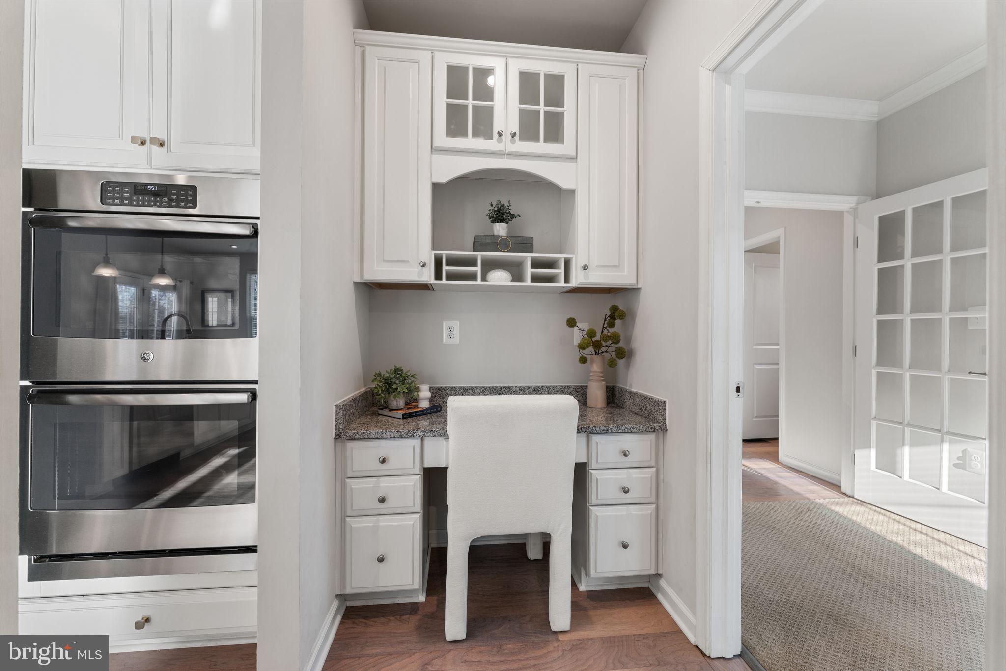 OAK CREEK CLUB - Residential