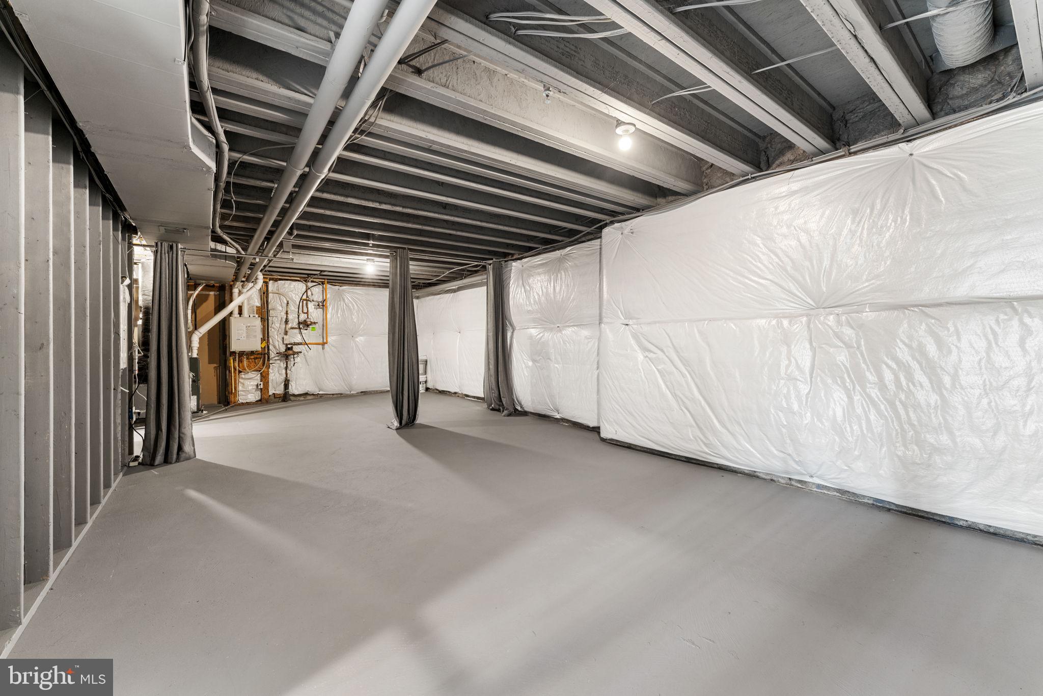 OAK CREEK CLUB - Residential