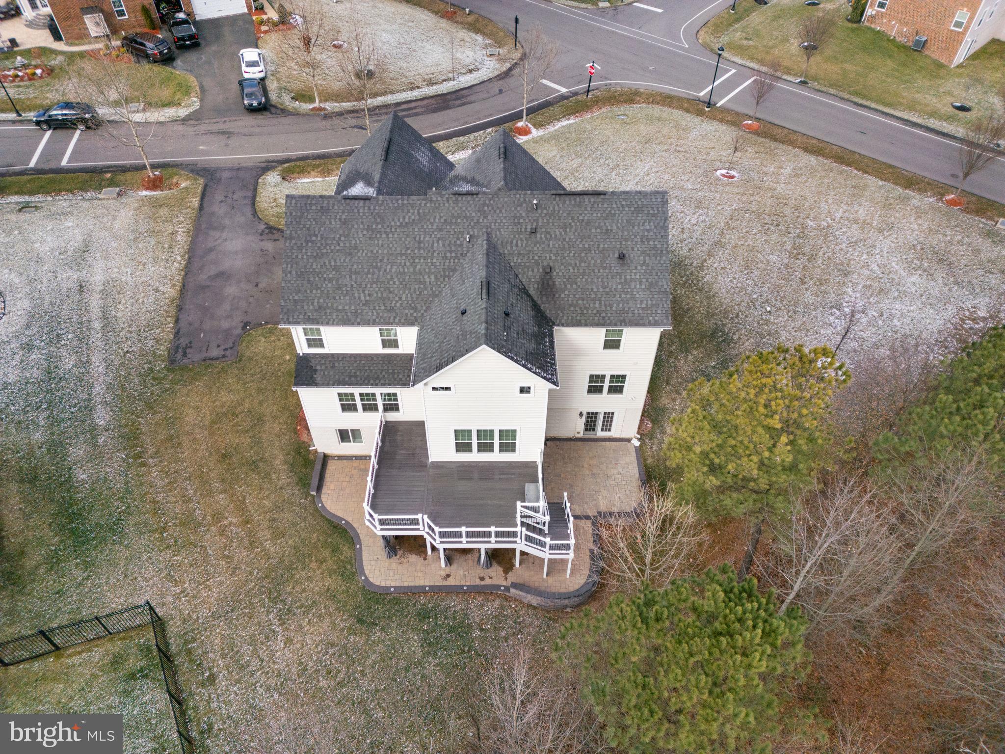 OAK CREEK CLUB - Residential