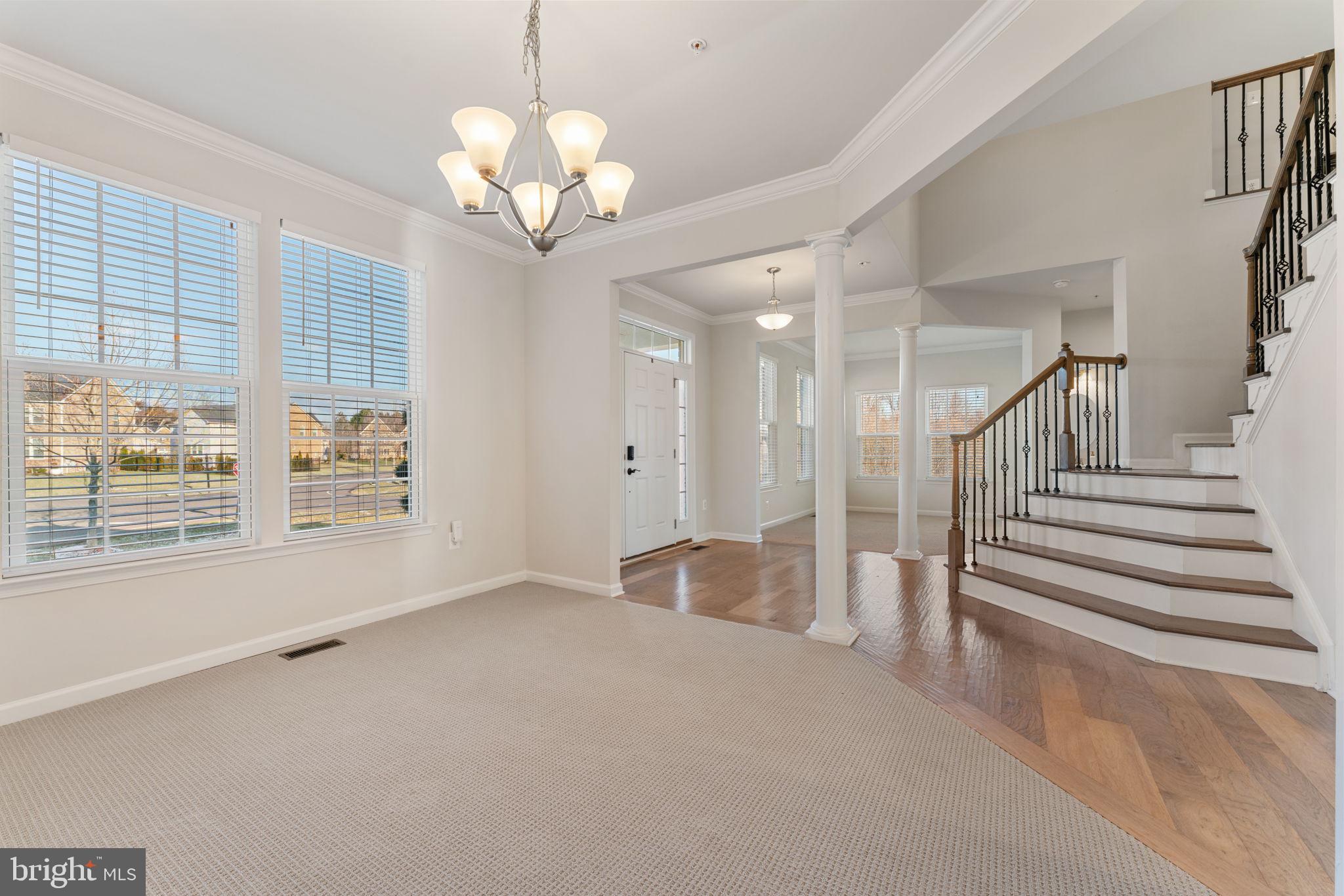 OAK CREEK CLUB - Residential