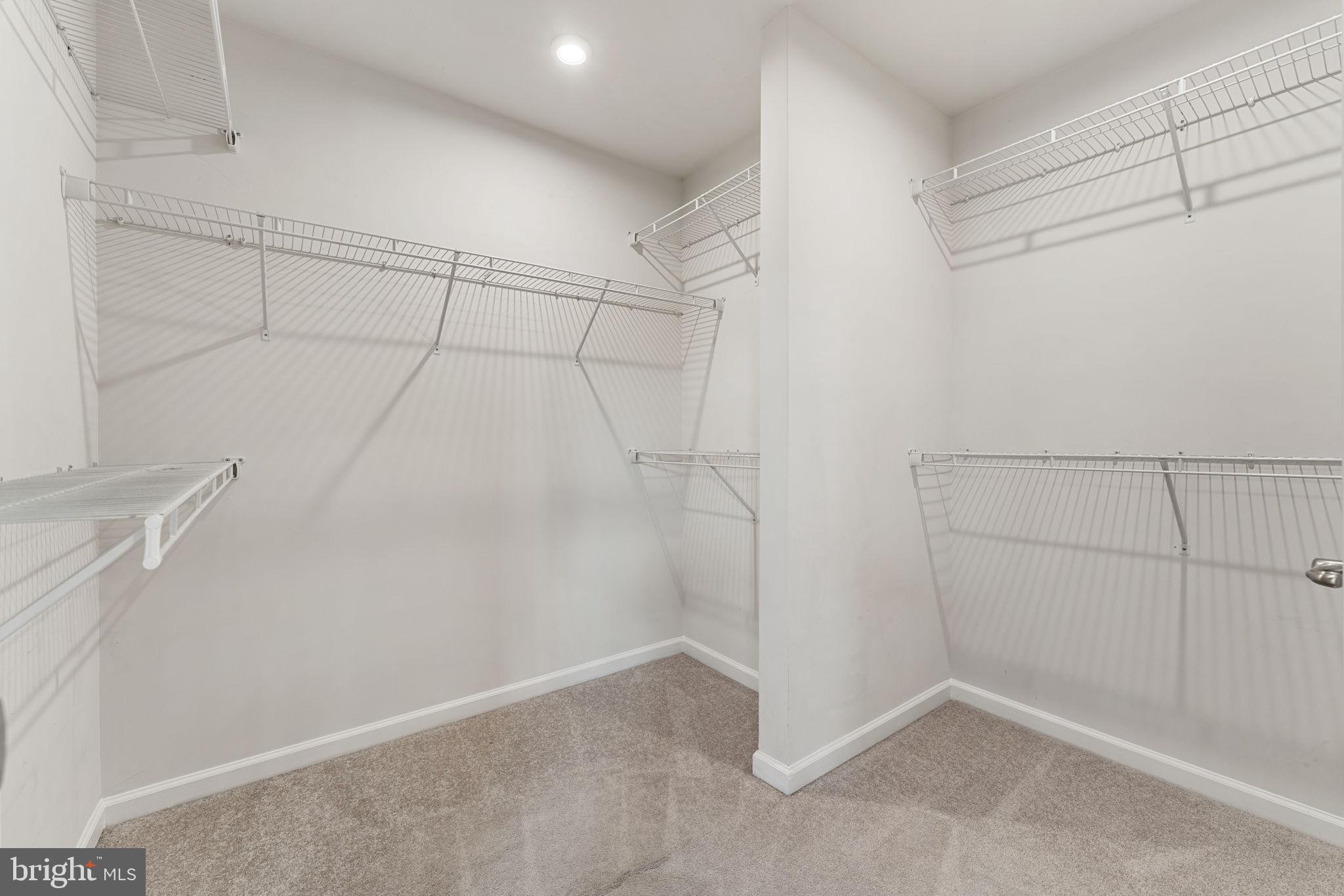 OAK CREEK CLUB - Residential