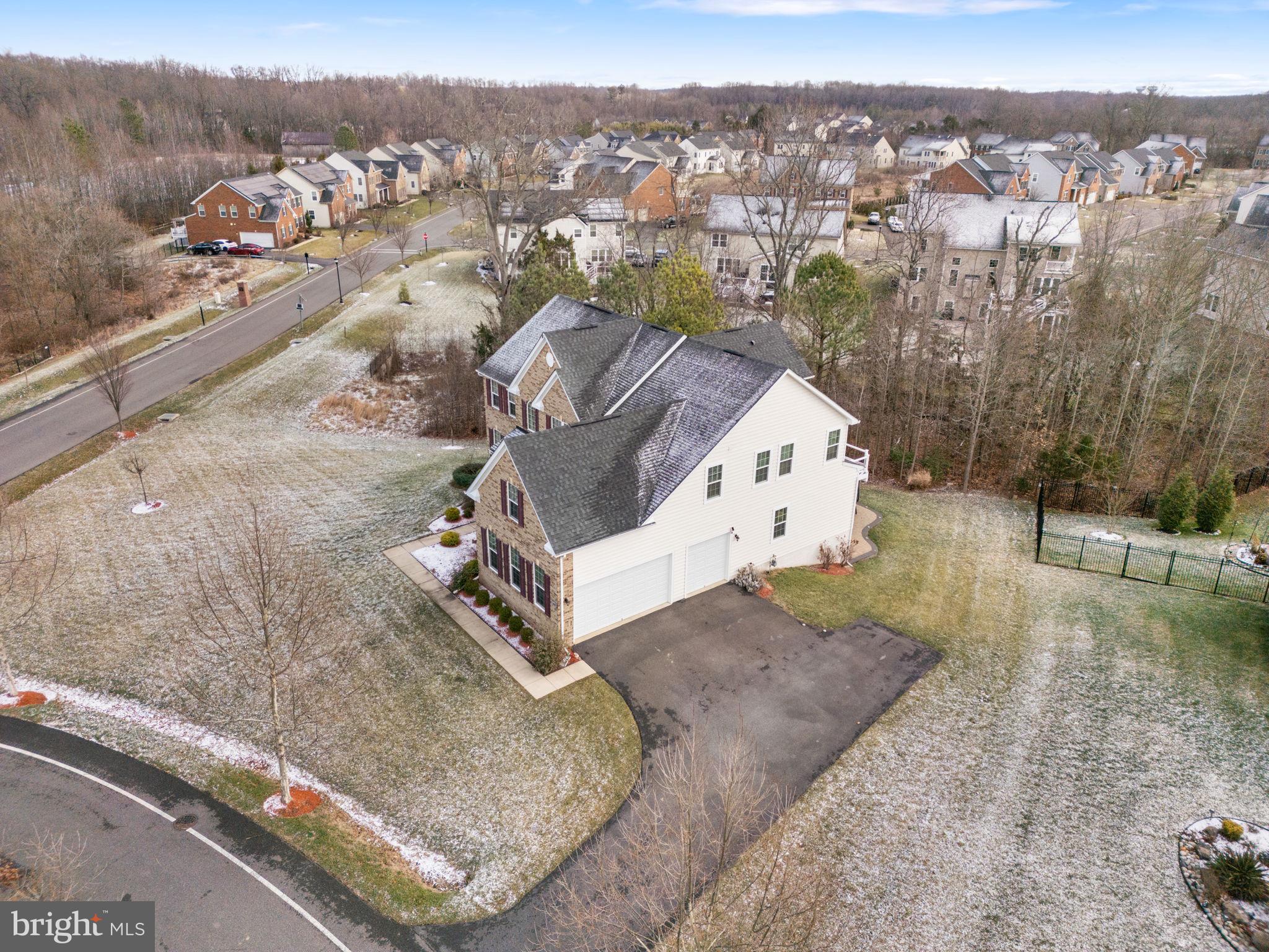 OAK CREEK CLUB - Residential