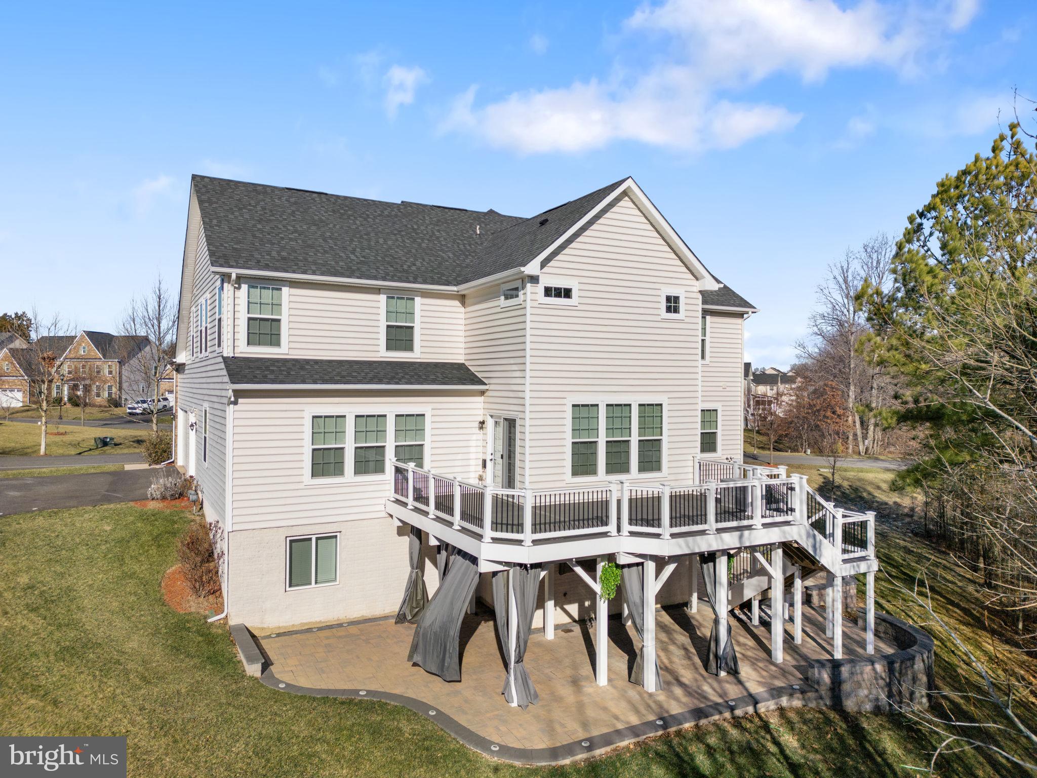 OAK CREEK CLUB - Residential