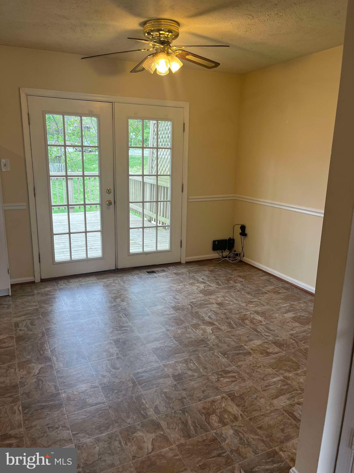 CABIN CREEKWOOD - Residential Lease