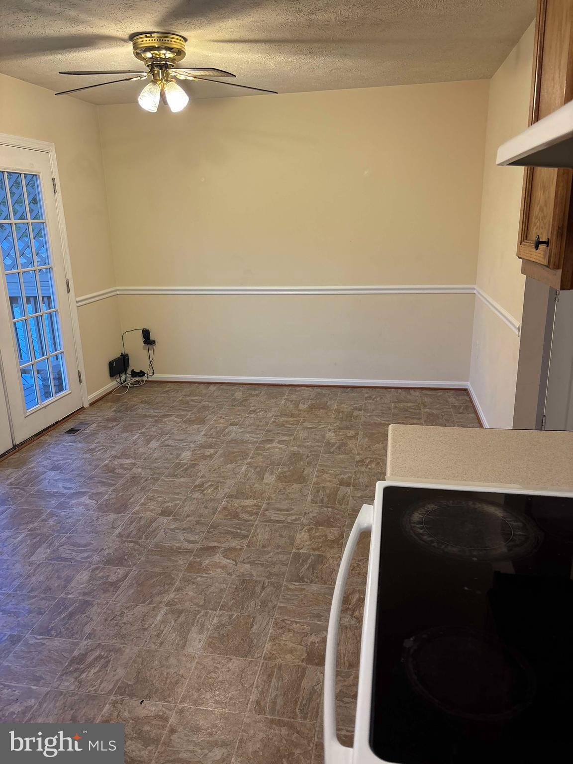 CABIN CREEKWOOD - Residential Lease