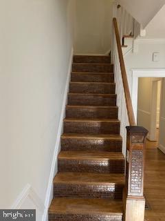 EDMONDSON VIILLAGE - Residential Lease