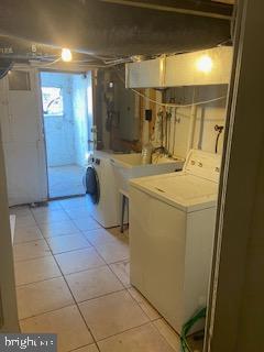 EDMONDSON VIILLAGE - Residential Lease