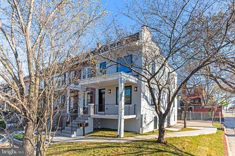 1701 M STREET NE 2 WASHINGTON DC 20002