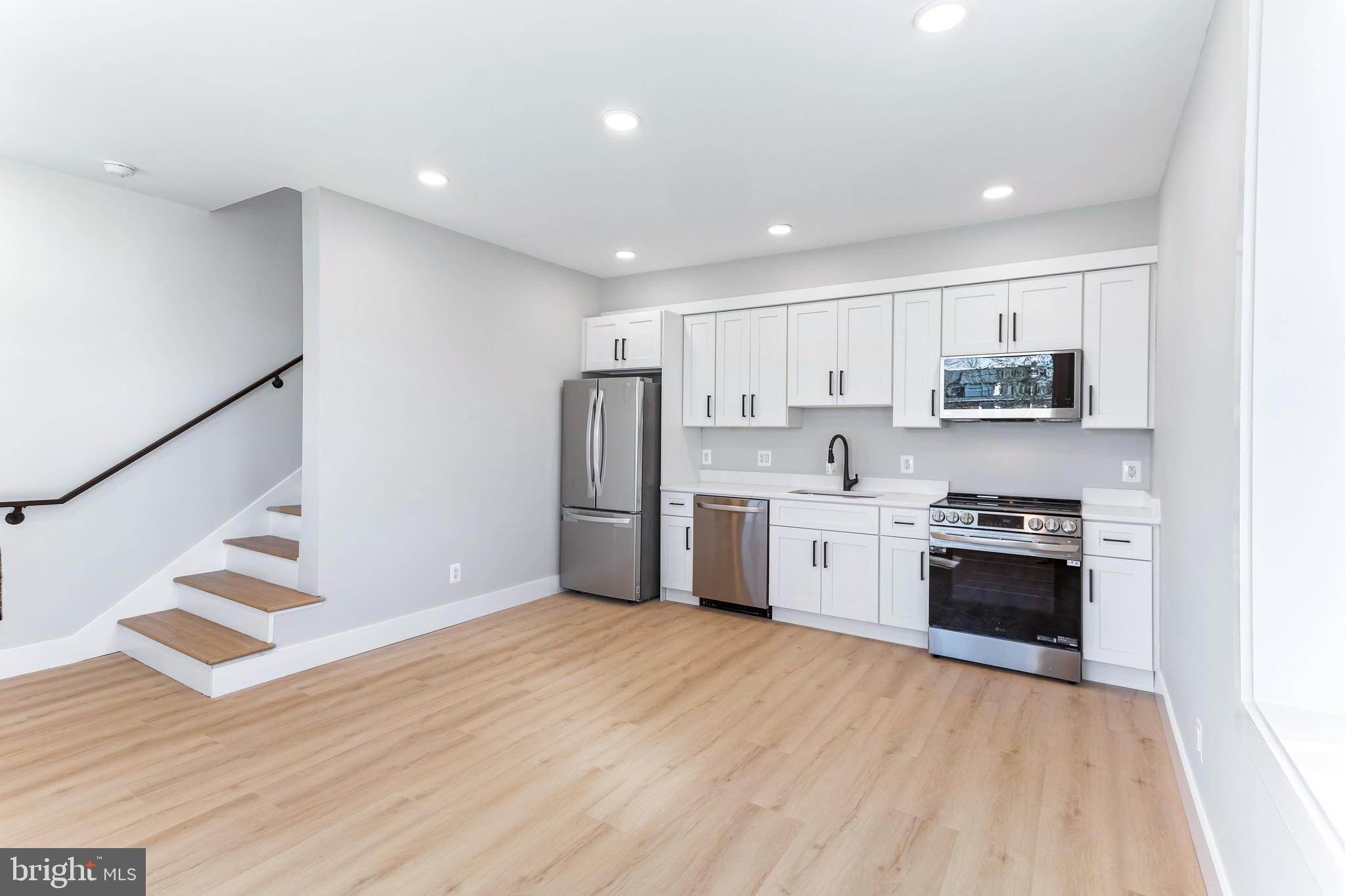 1701 M STREET NE 2
