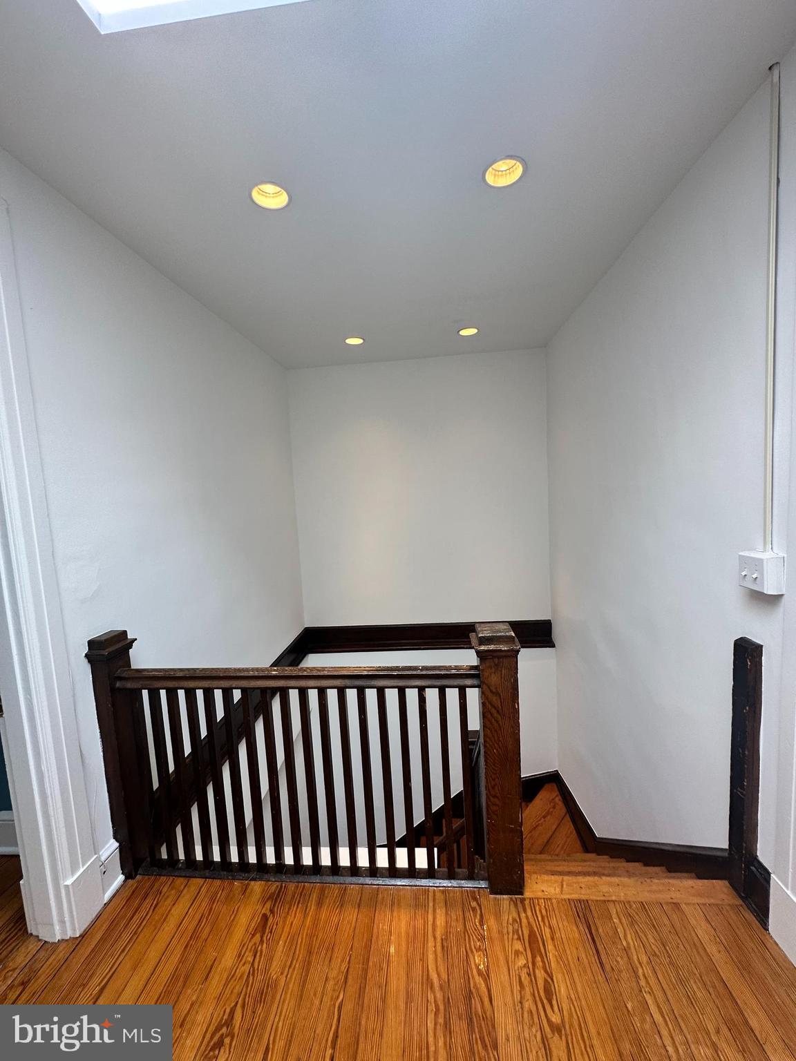 809 1/2 KING STREET 3