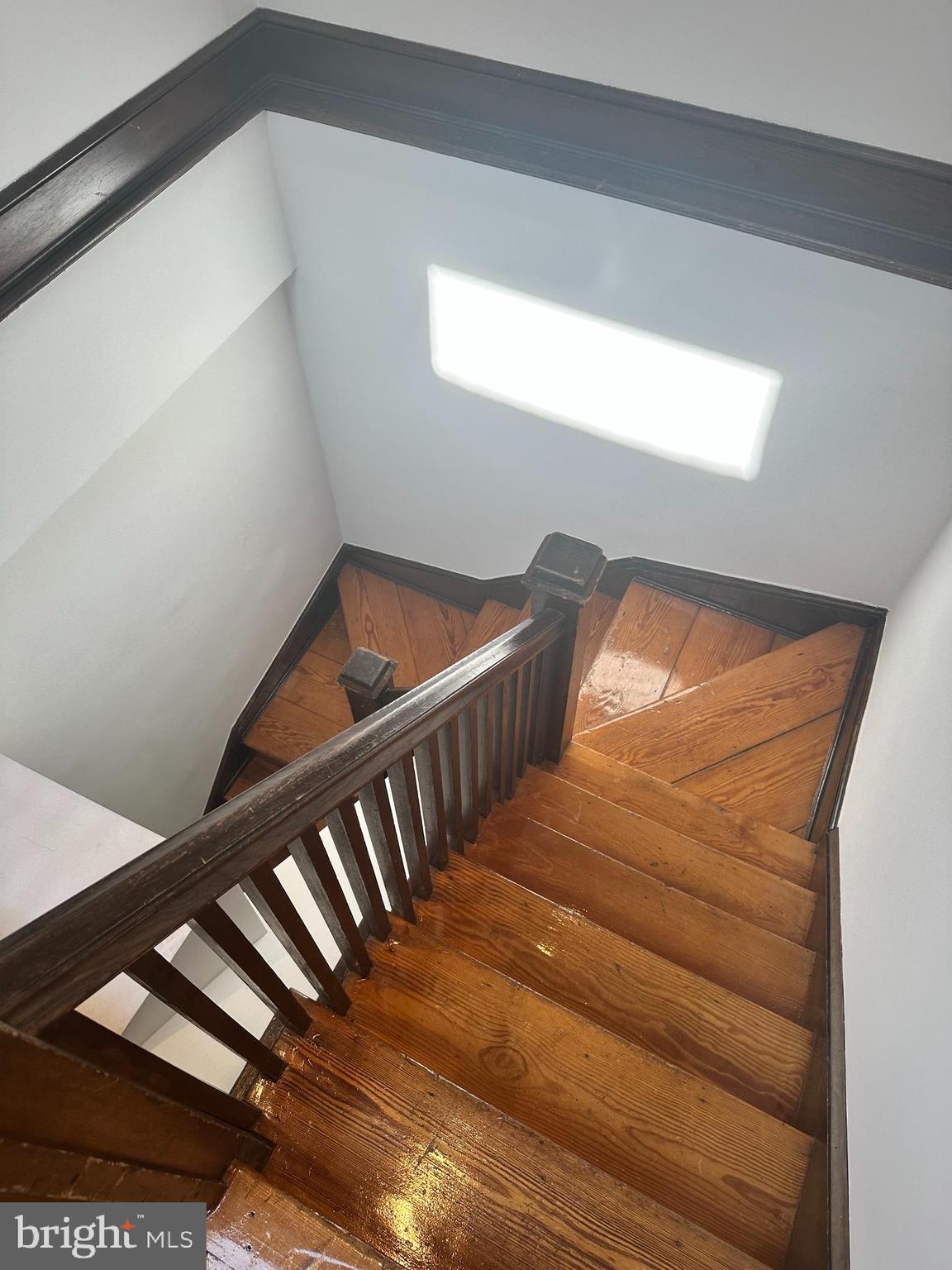 809 1/2 KING STREET 3