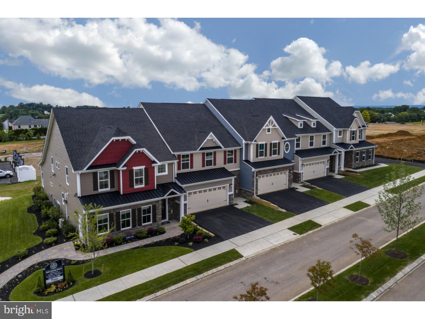 OVERLOOK AT CREEKSIDE - Residential