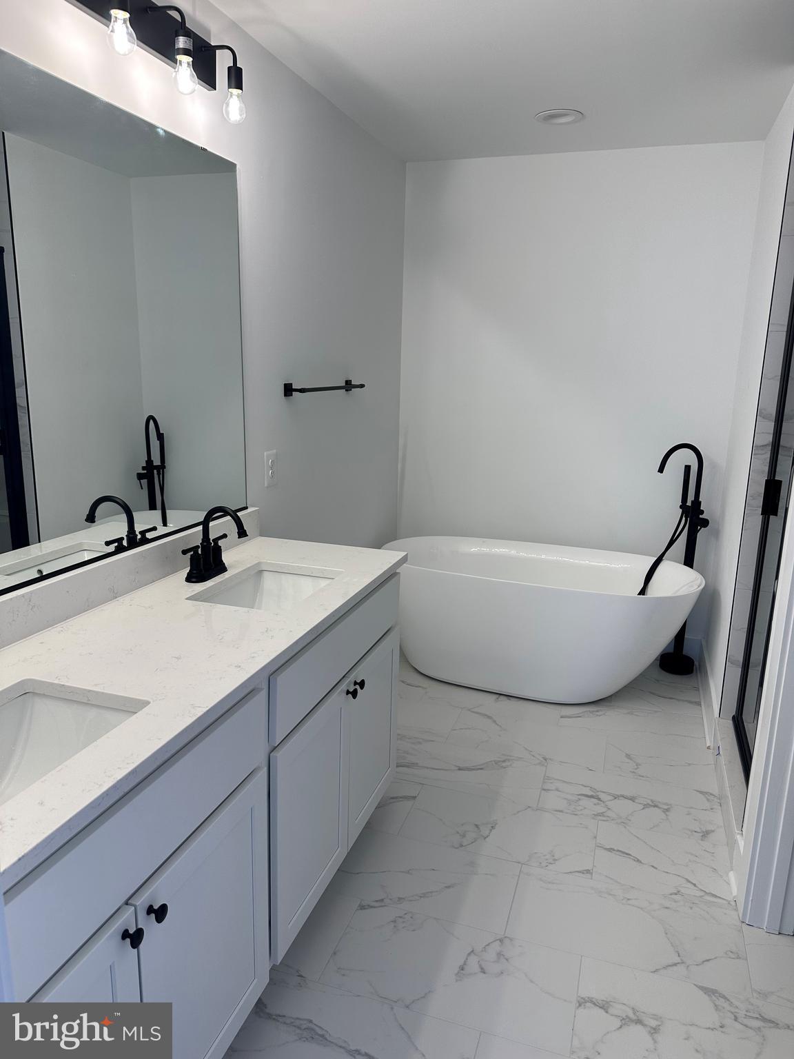 SHIPLEY OAKS - Residential