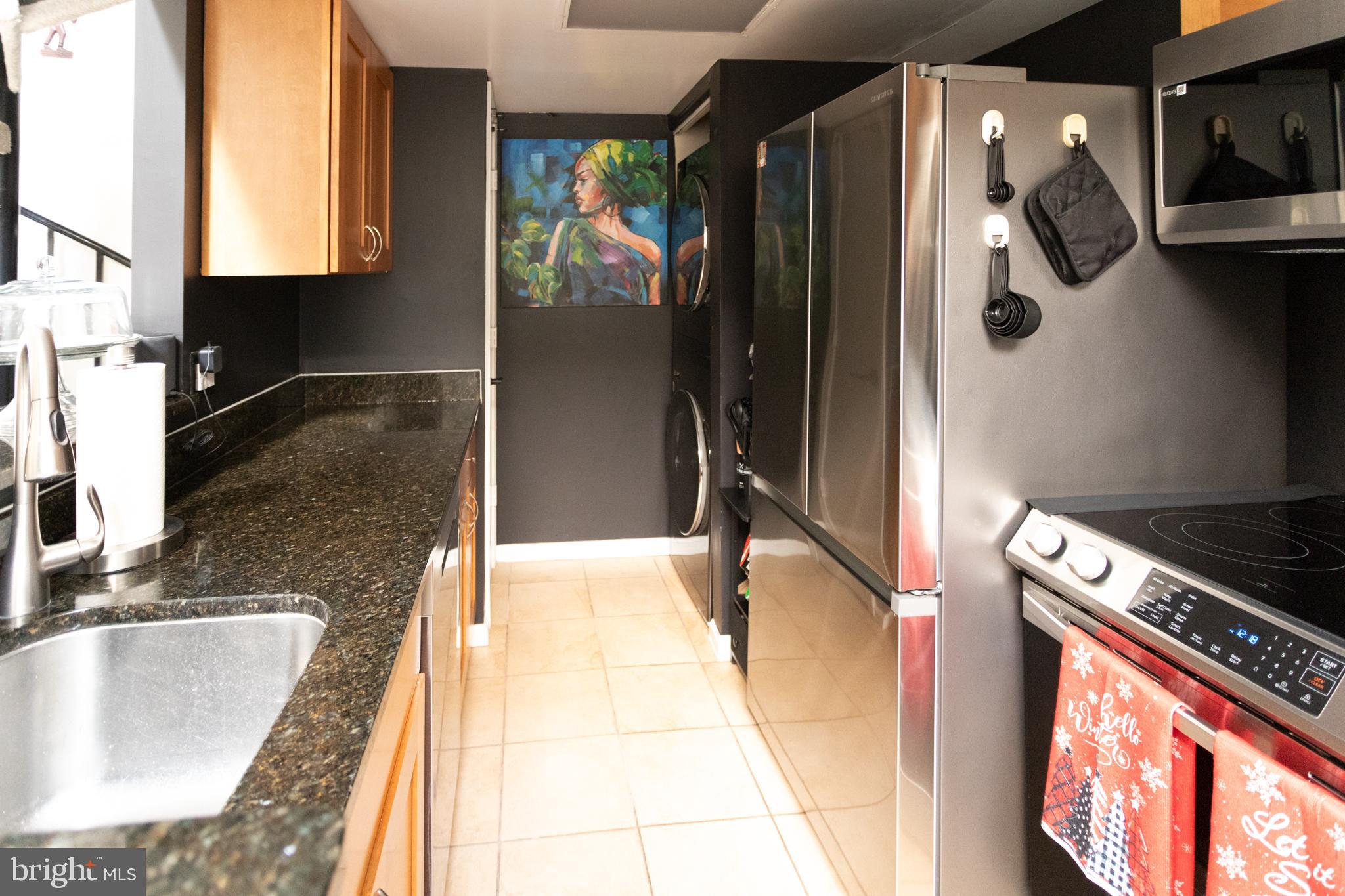 VISTAS 2 AT LAUREL - Residential