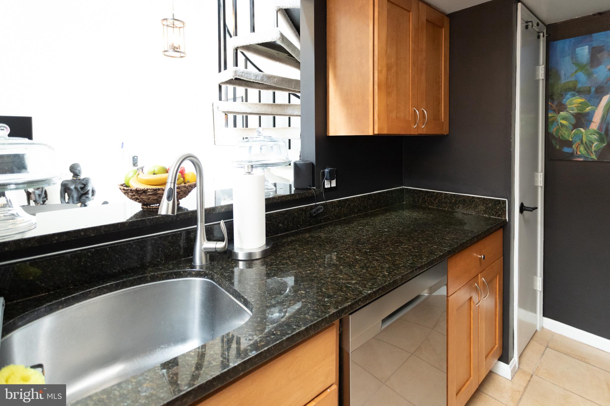 VISTAS 2 AT LAUREL - Residential