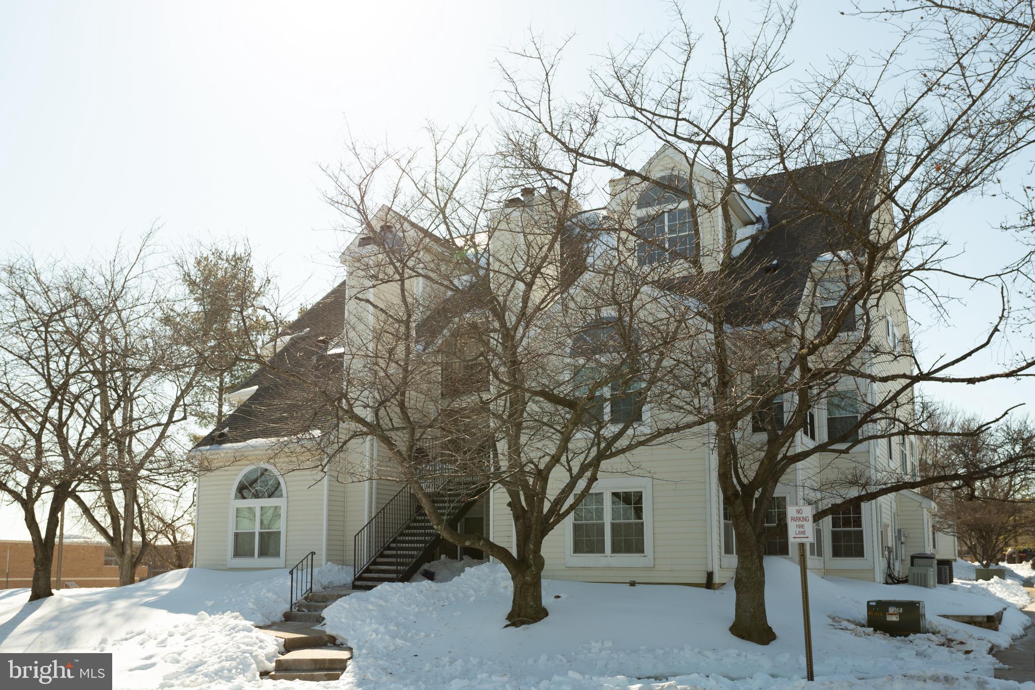 VISTAS 2 AT LAUREL - Residential