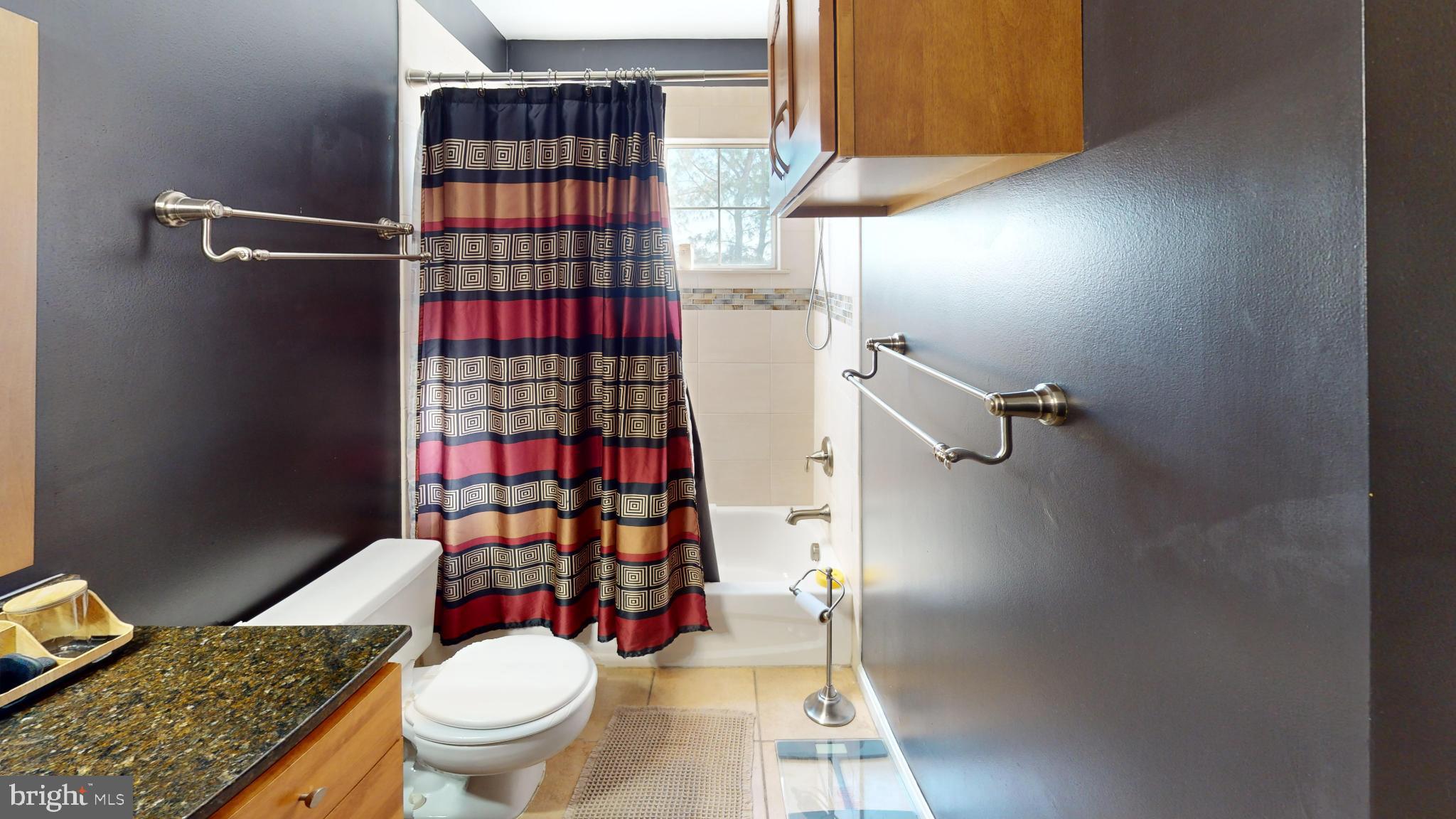 VISTAS 2 AT LAUREL - Residential