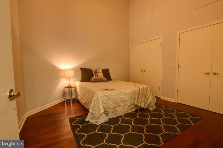 LOGAN SQUARE - Residential Lease