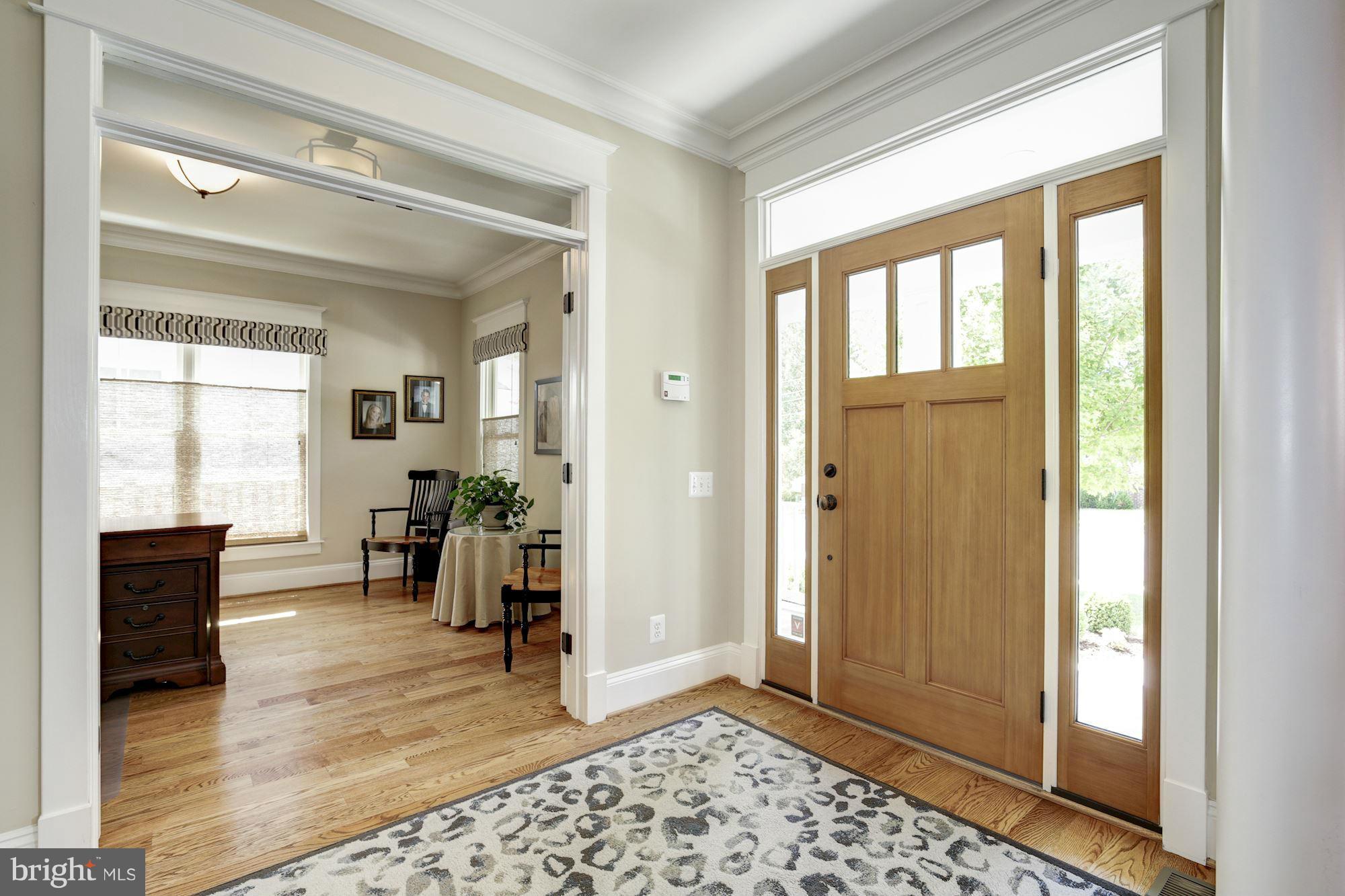 CLARENDON - Residential