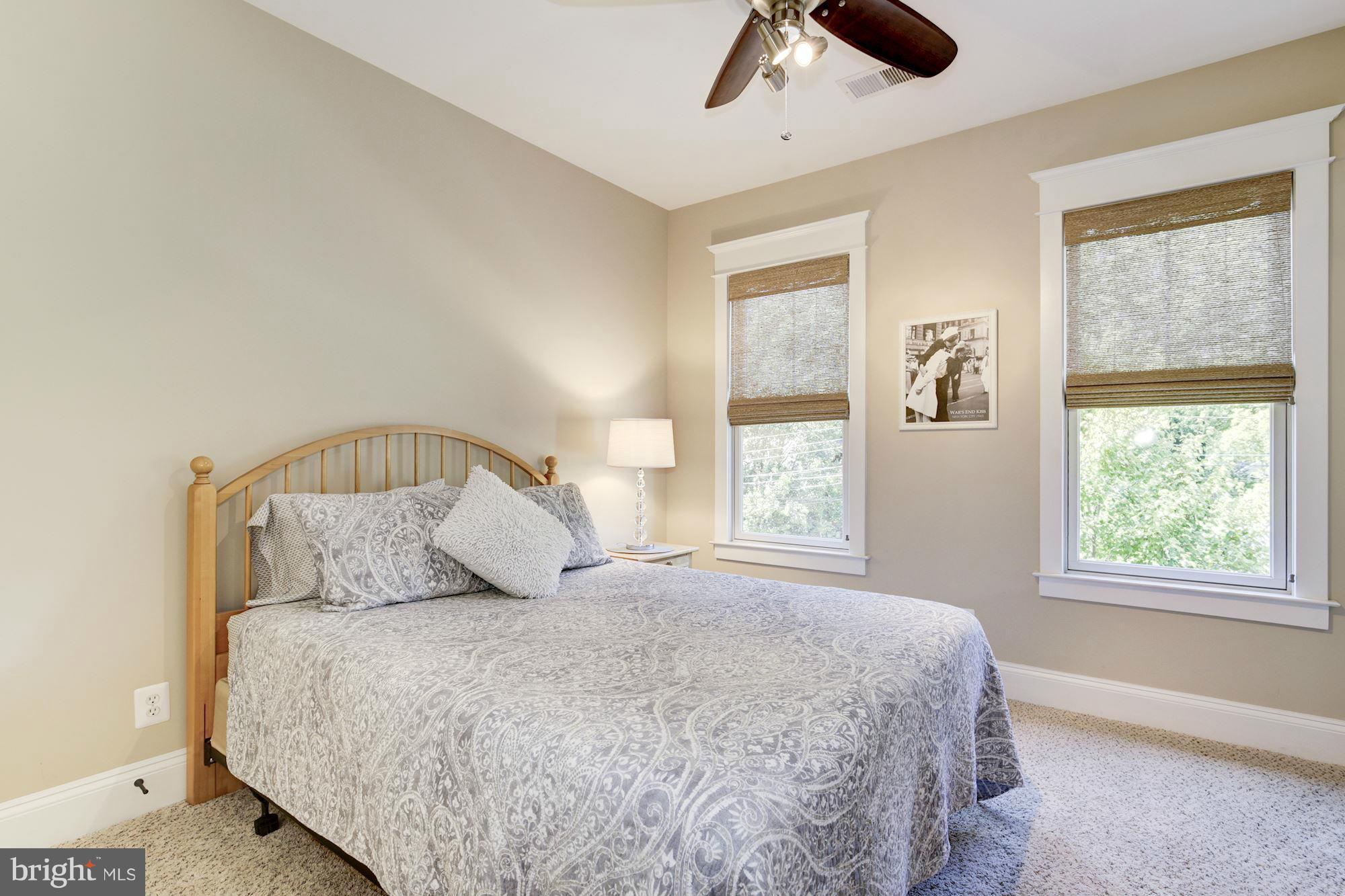 CLARENDON - Residential