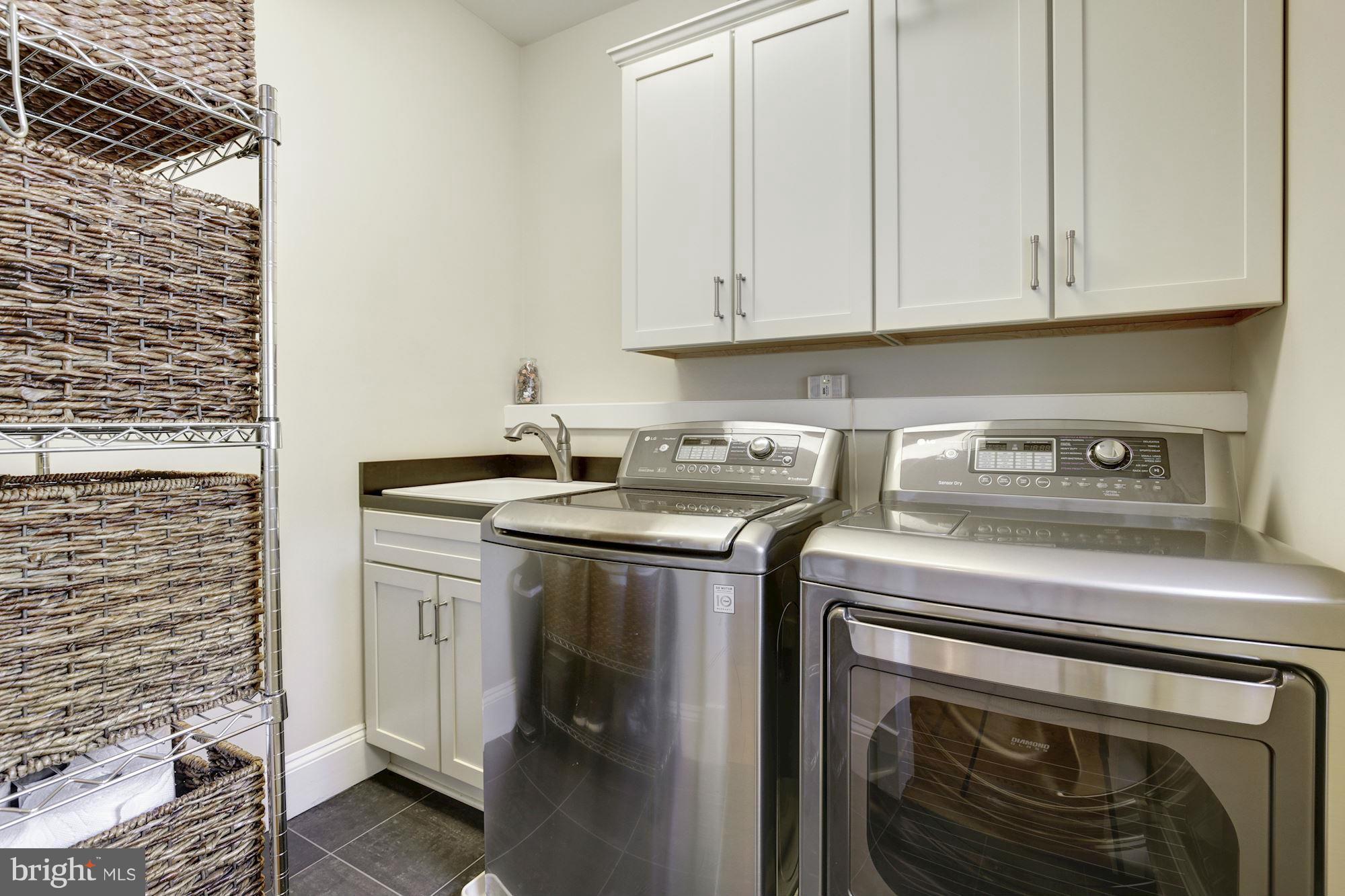 CLARENDON - Residential