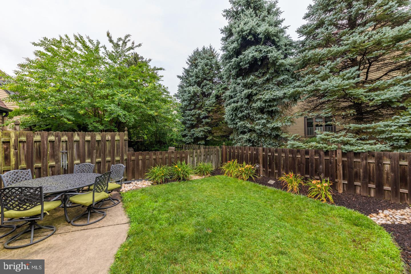 HEADLEY TRACE - Residential
