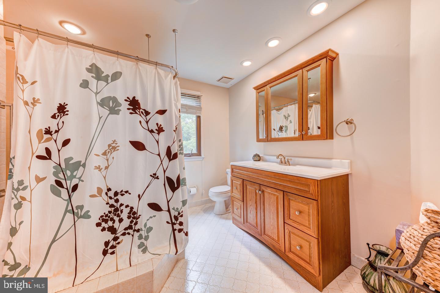 HEADLEY TRACE - Residential