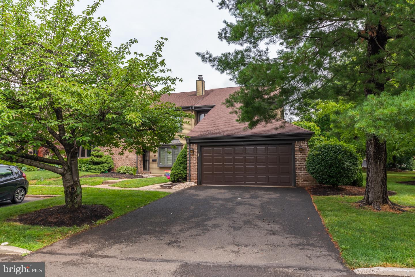 HEADLEY TRACE - Residential