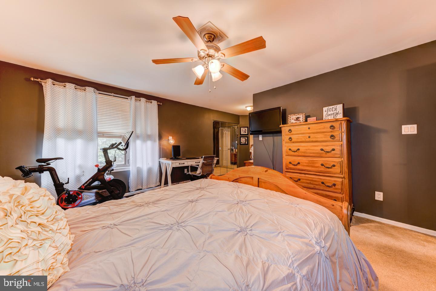 HEADLEY TRACE - Residential