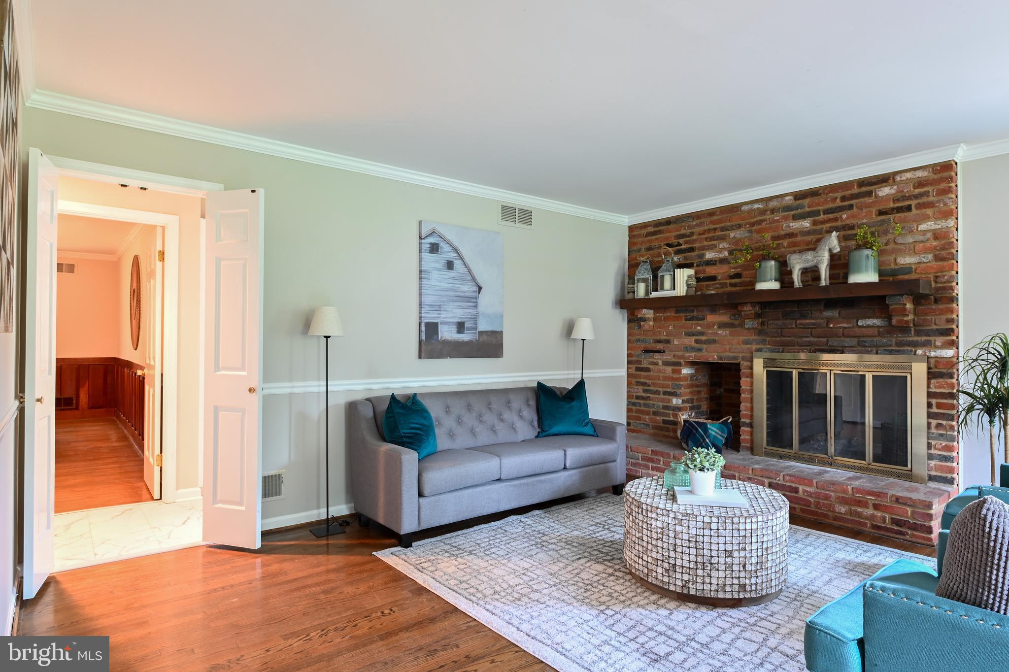 MERRYWOOD MANOR - Residential